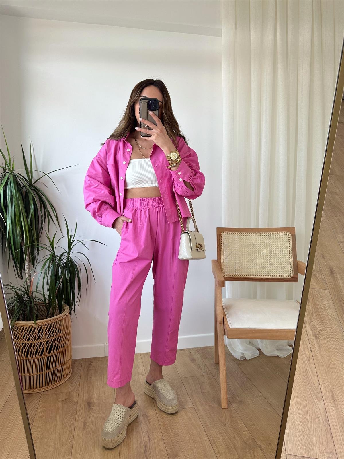 PEMBE İKİLİ TAKIM
