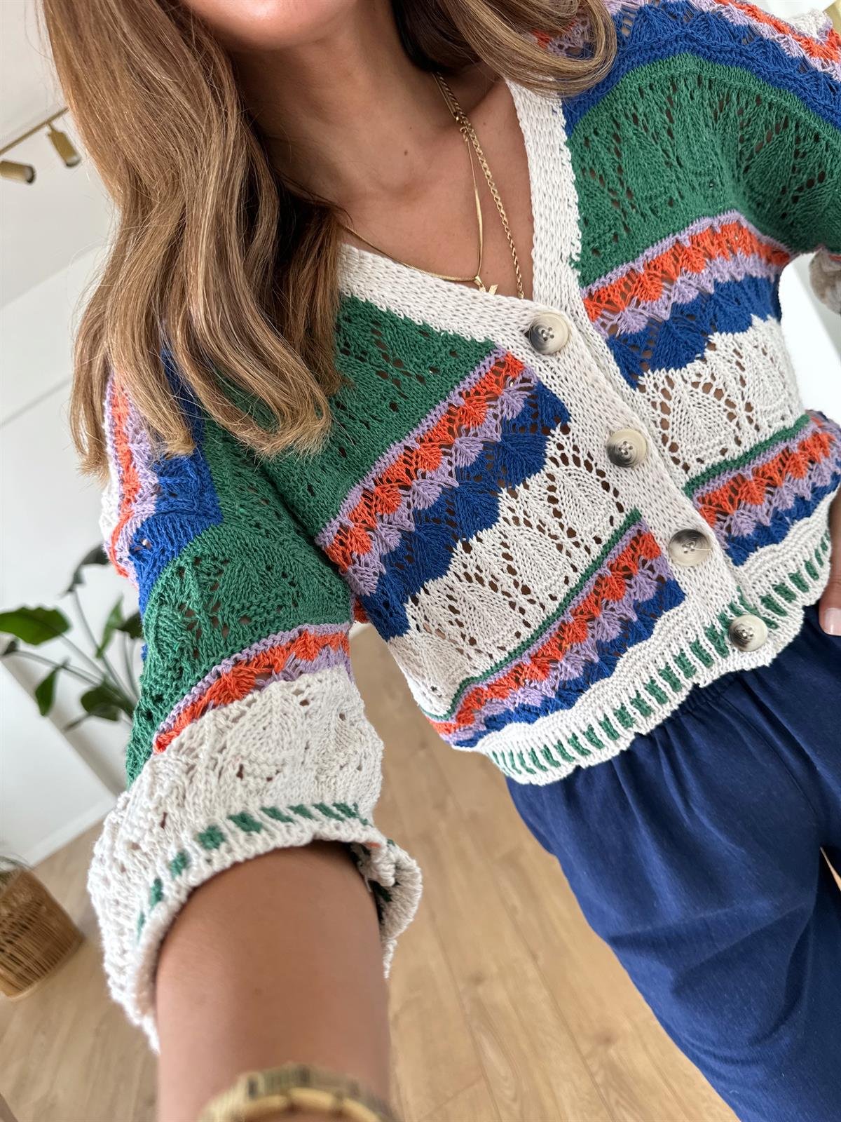 RENKLİ KISA TRİKO HIRKA
