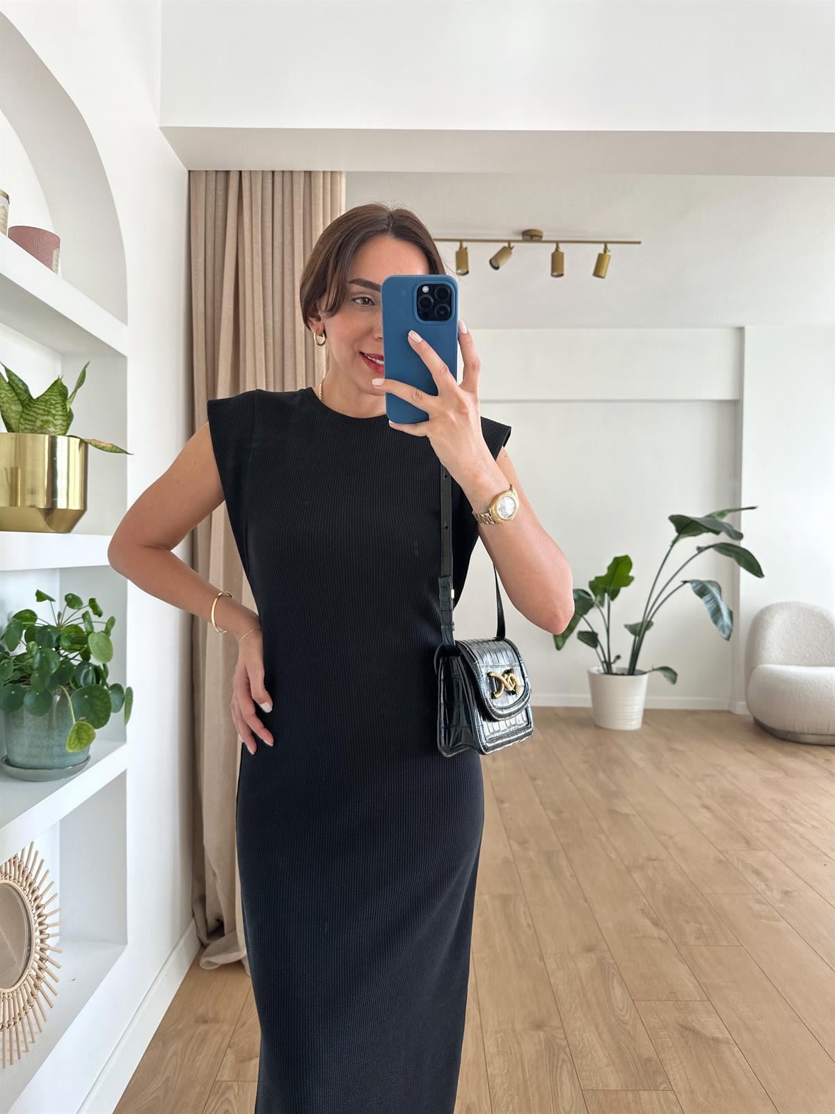 SİYAH OMUZ DETAYLI BASIC ELBİSE