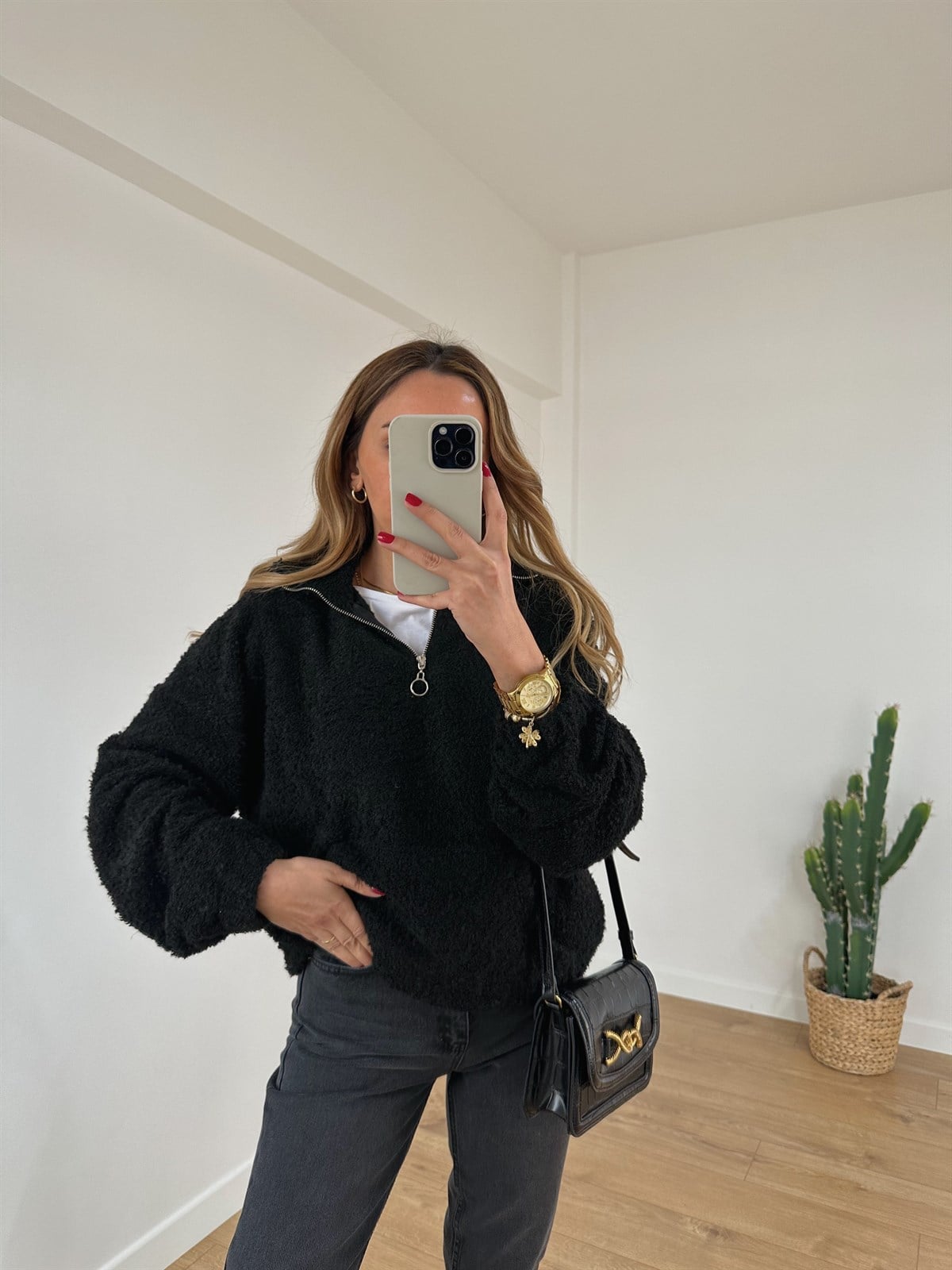 SİYAH PELUŞ SWEAT 