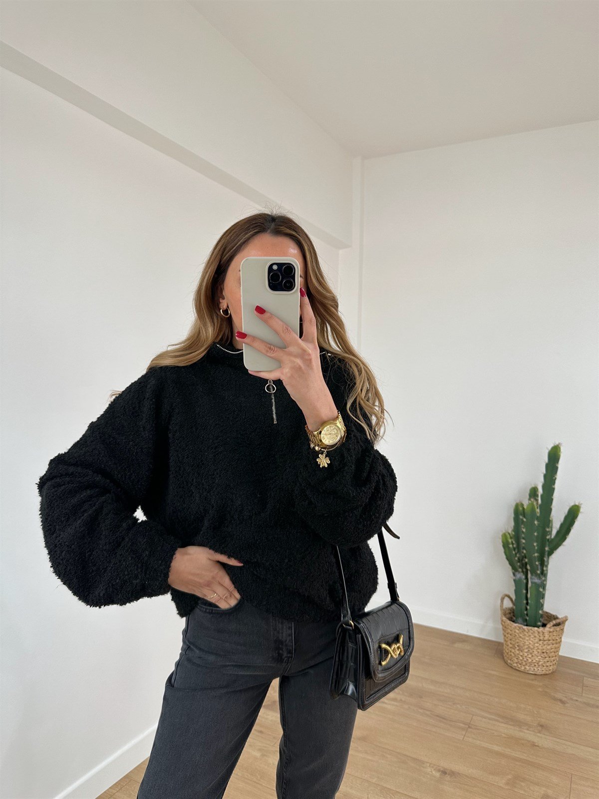 SİYAH PELUŞ SWEAT 