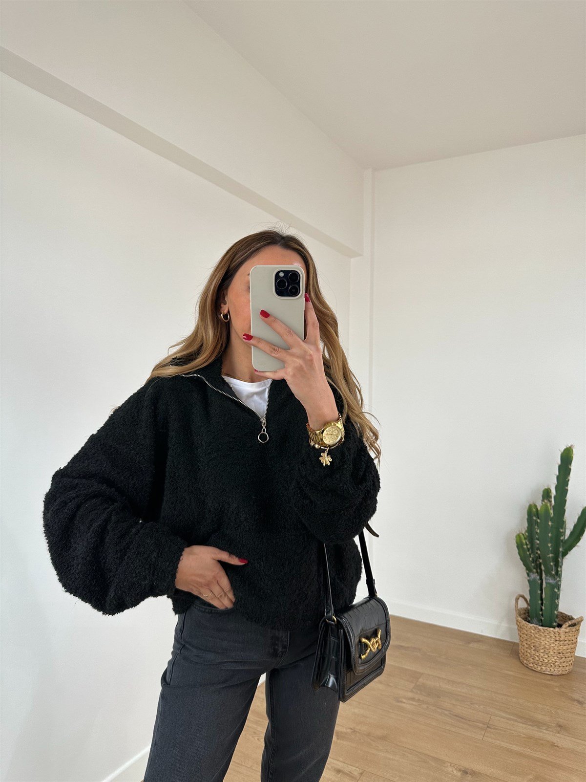 SİYAH PELUŞ SWEAT 