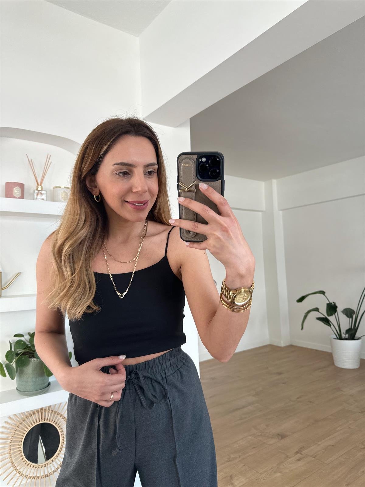 SPAGETTİ ASKILI SİYAH CROP