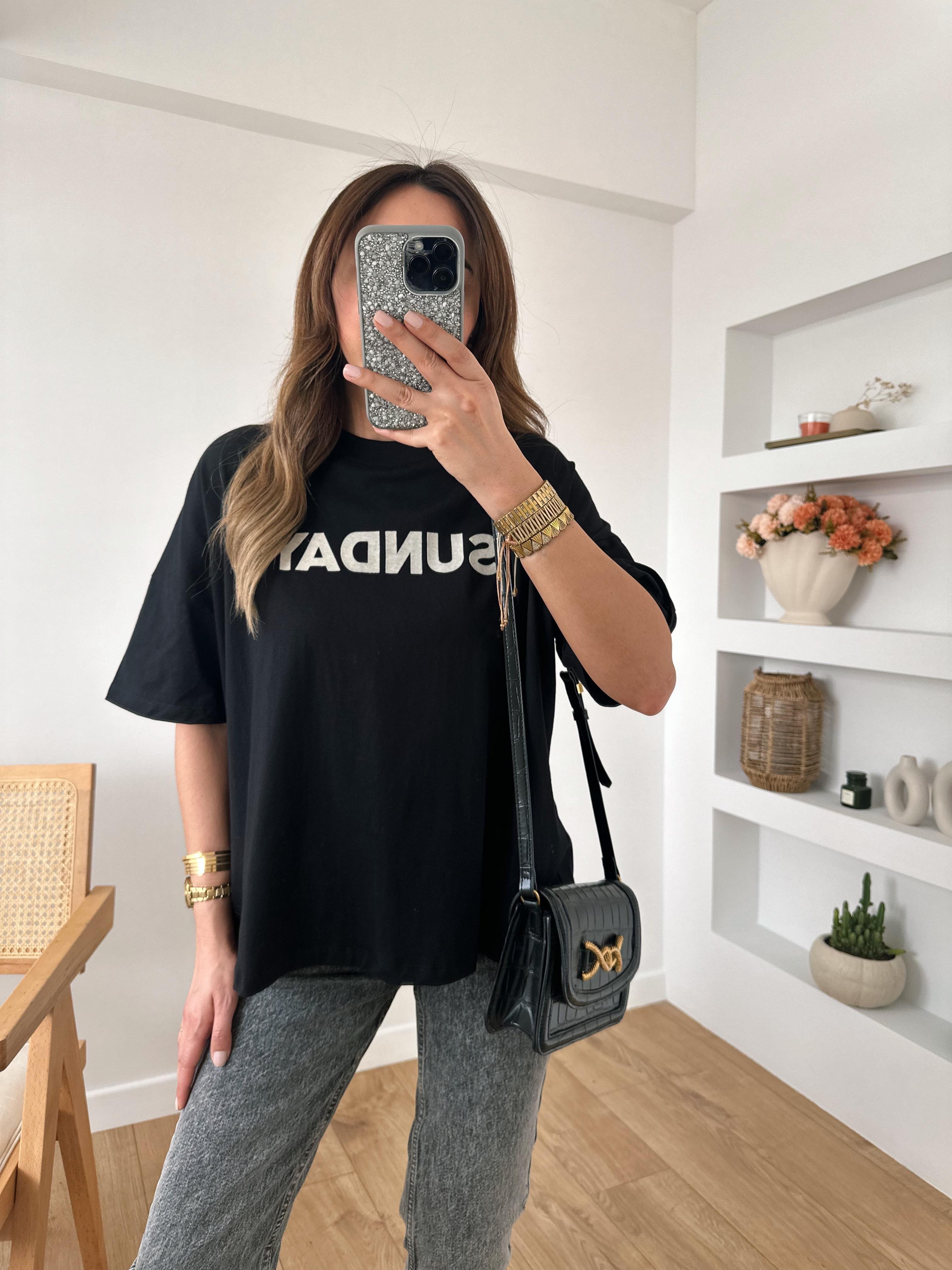 SUNDAY SİYAH OVERSIZE PAMUKLU TİŞÖRT
