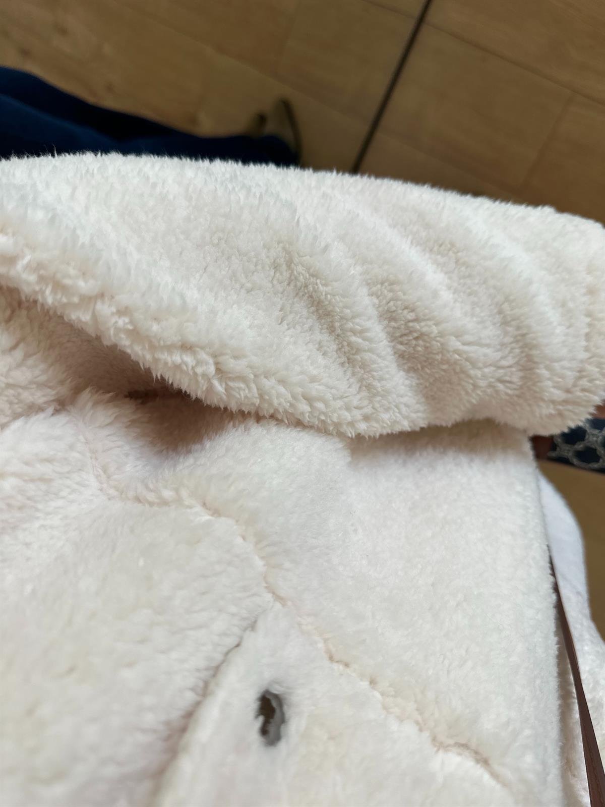 TAŞ RENGİ KALIN PELUŞ SWEAT