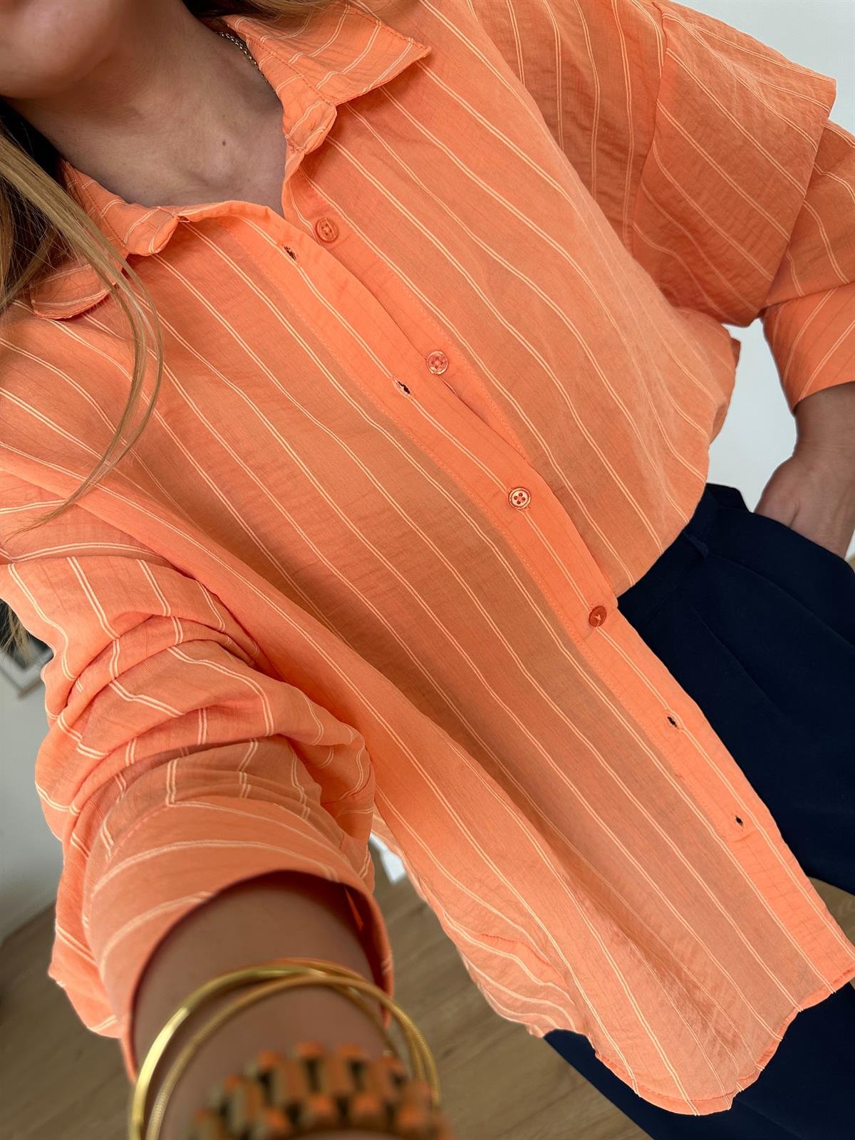 TURUNCU ÇİZGİLİ TENSEL OVERSIZE GÖMLEK