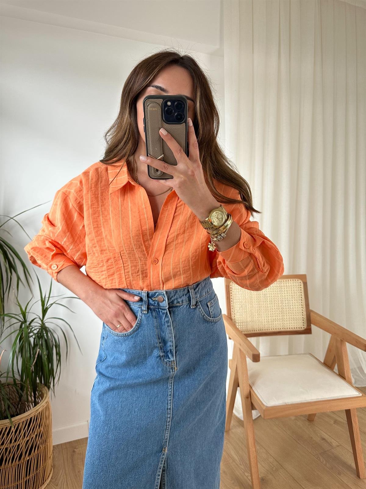 TURUNCU ÇİZGİLİ TENSEL OVERSIZE GÖMLEK