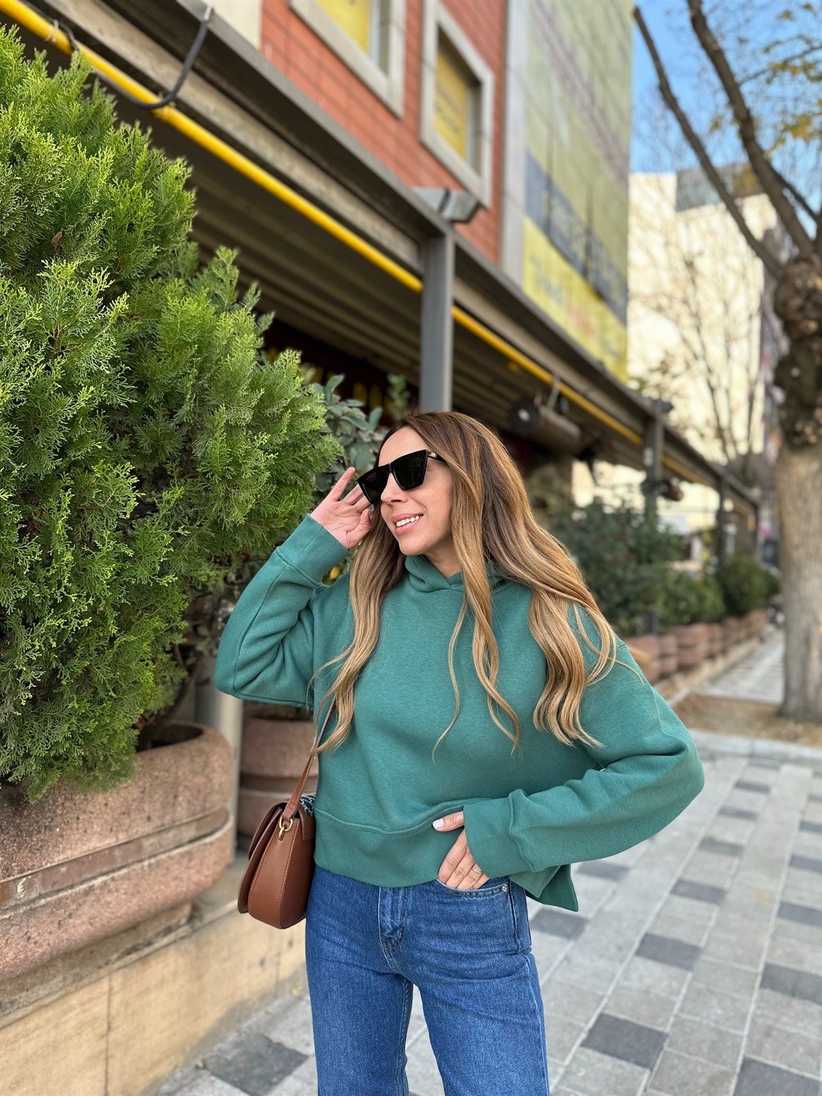 YEŞİL KAPŞONLU KALIN SWEAT