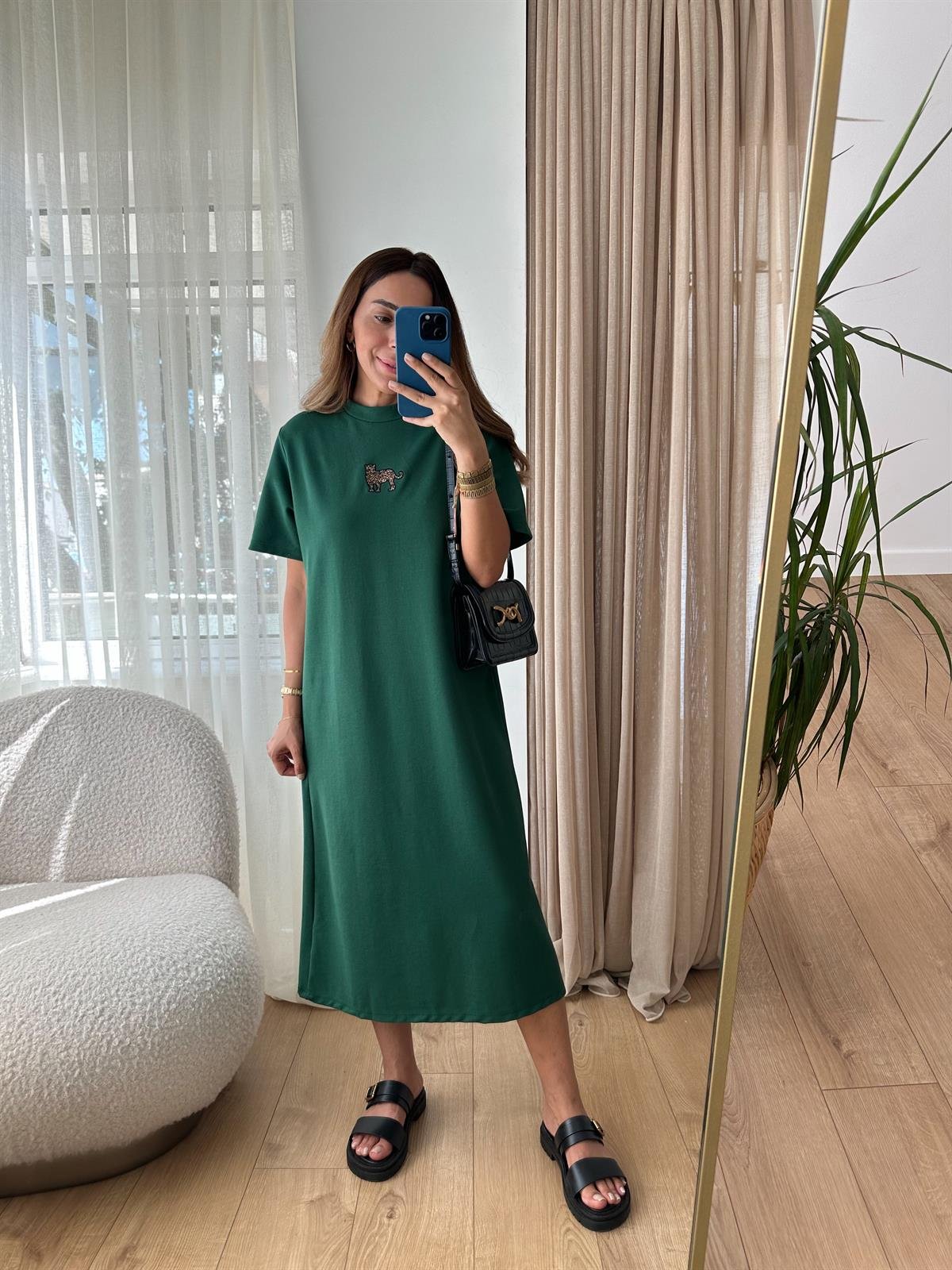 YEŞİL NAKIŞLI BASIC ELBİSE