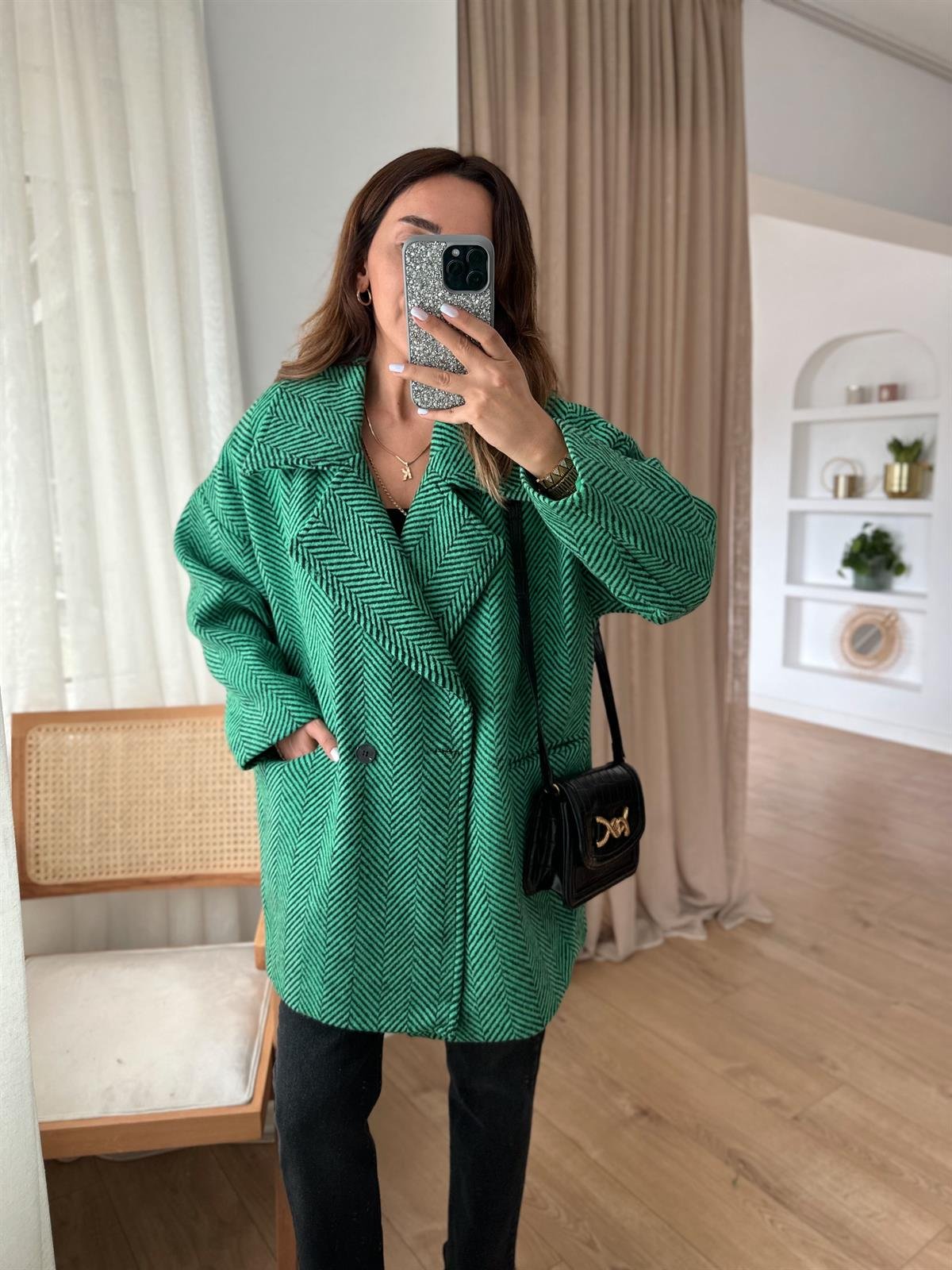 YEŞİL SŞYAH KAZAYAĞI ASTARLI OVERSIZE KABAN