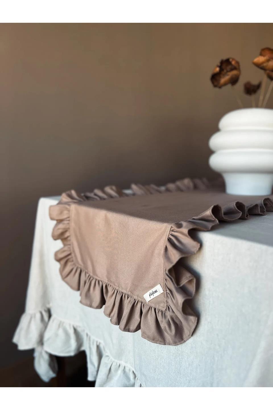 EV TEKSTİLİMUHTELİF009.03.0428Sienna Kahve Fırfırlı Runner 50*150 cmSienna Kahve Fırfırlı Runner 50*150 cm