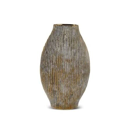 MUTFAK EV GEREÇLERİMuhtelif015.010.0234Dekoratif Metal Vazo 33 cm G4815 (18*33)Dekoratif Metal Vazo 33 cm G4815 (18*33)