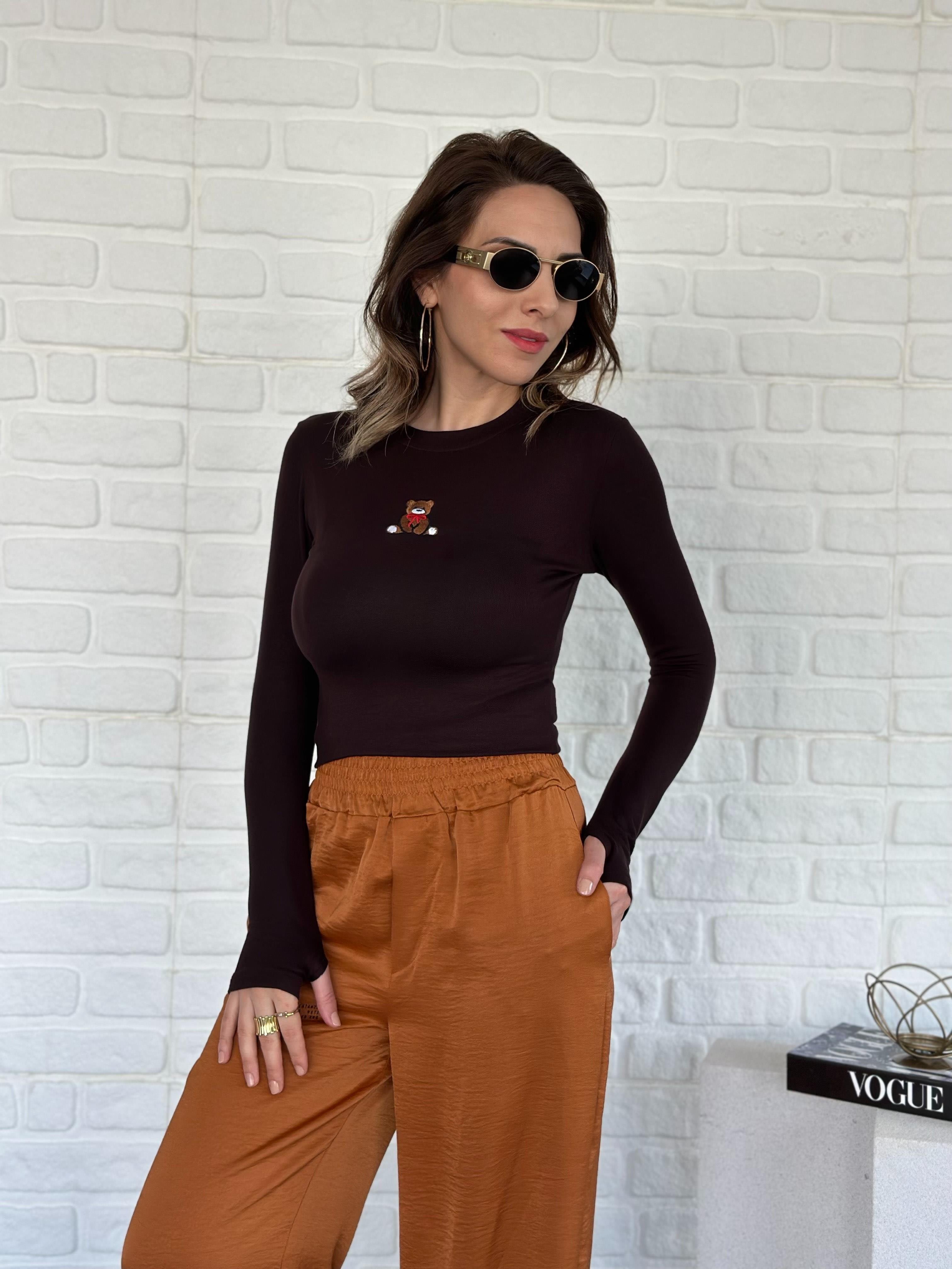Bisiklet Yaka İşlemeli Bluz Siyah