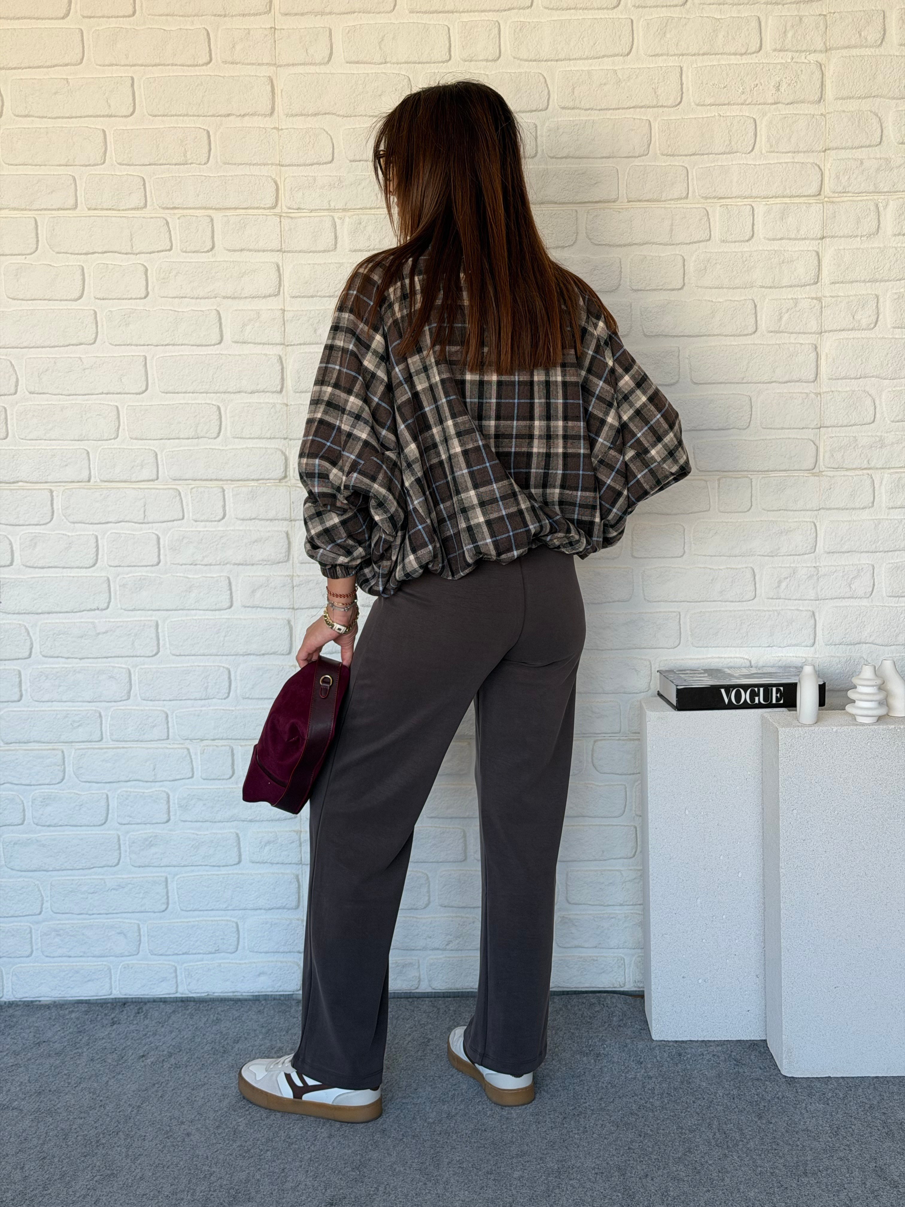 Dik Yakalı Reglan Ceket