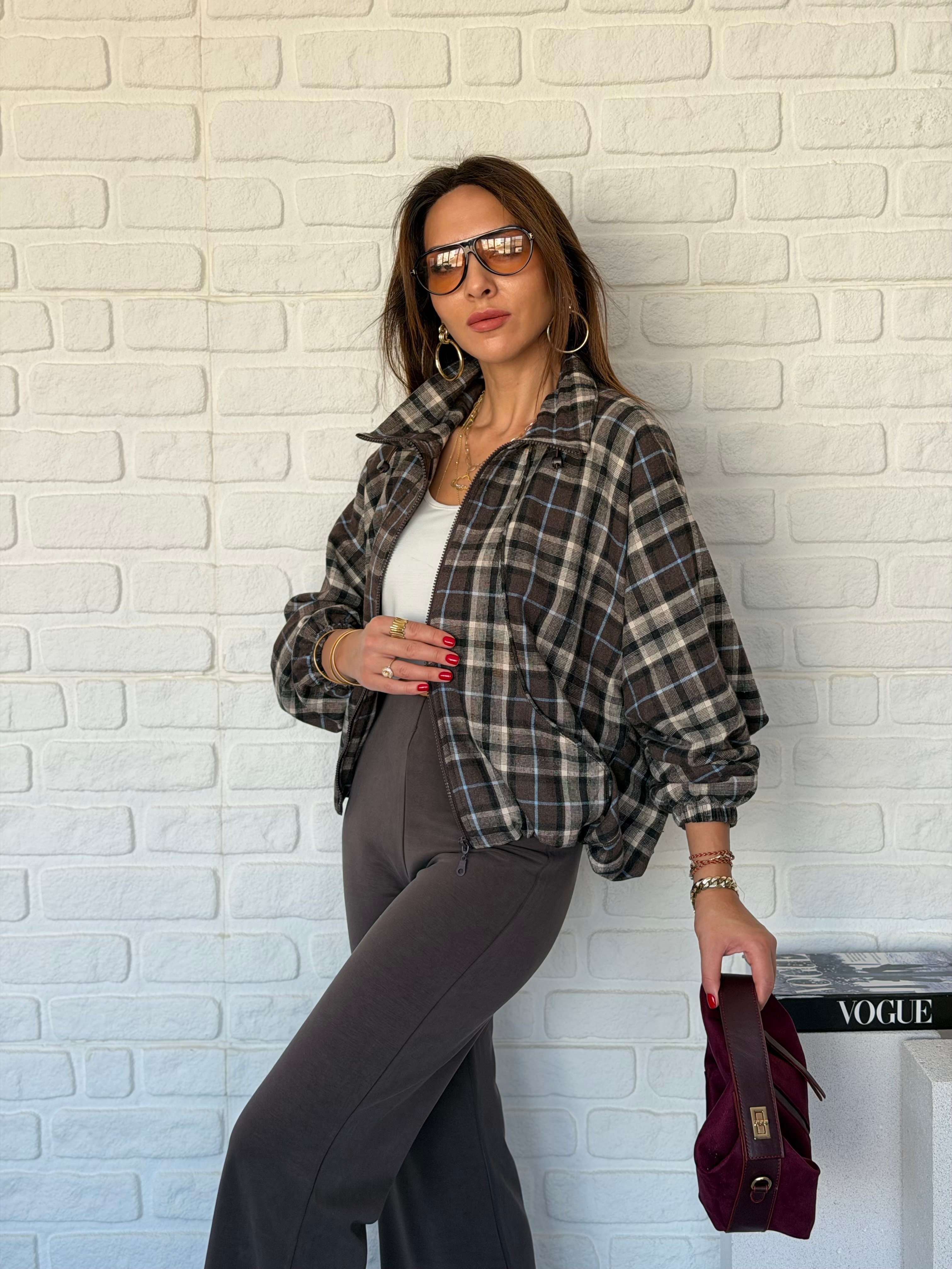 Dik Yakalı Reglan Ceket