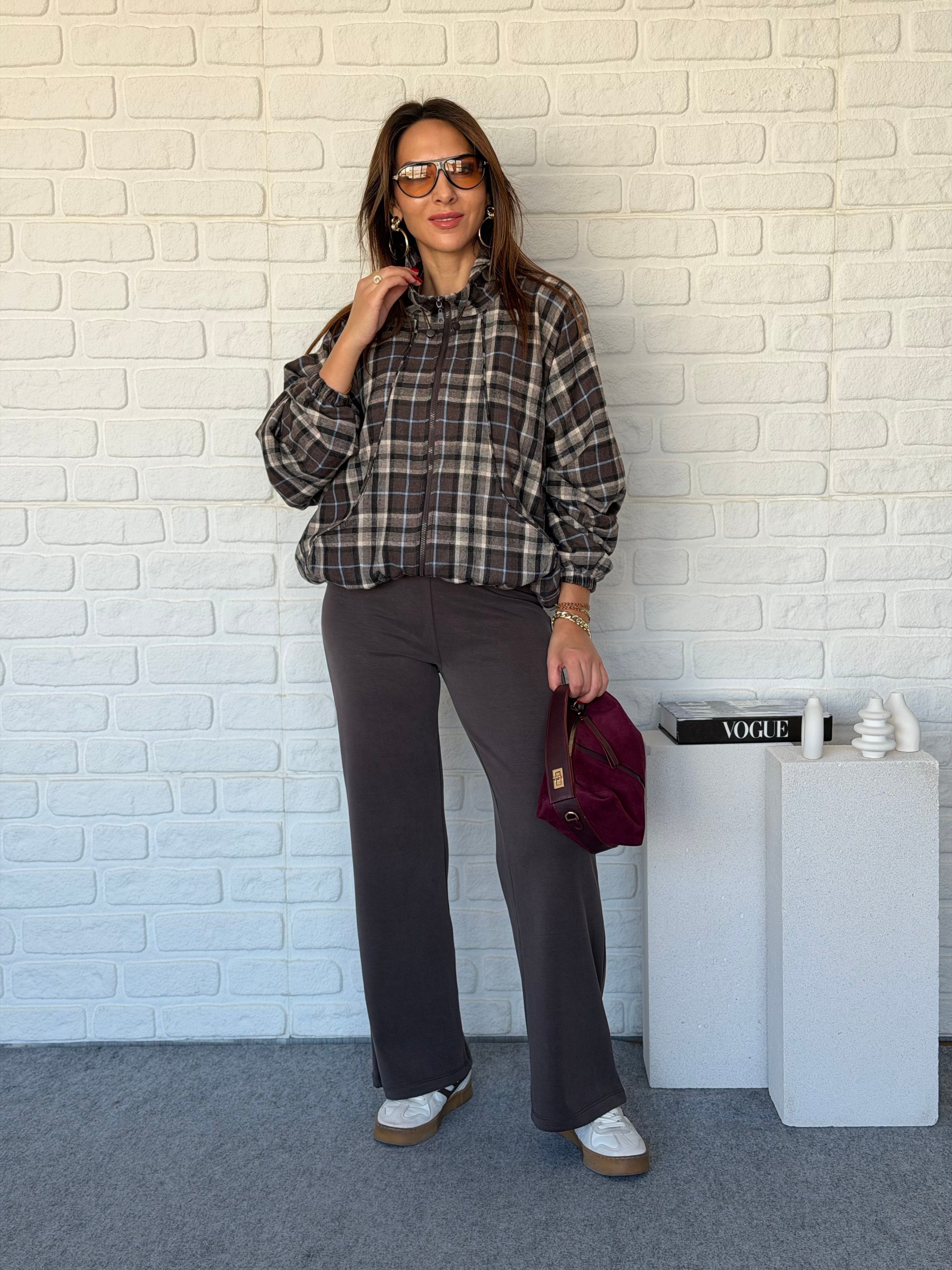 Dik Yakalı Reglan Ceket