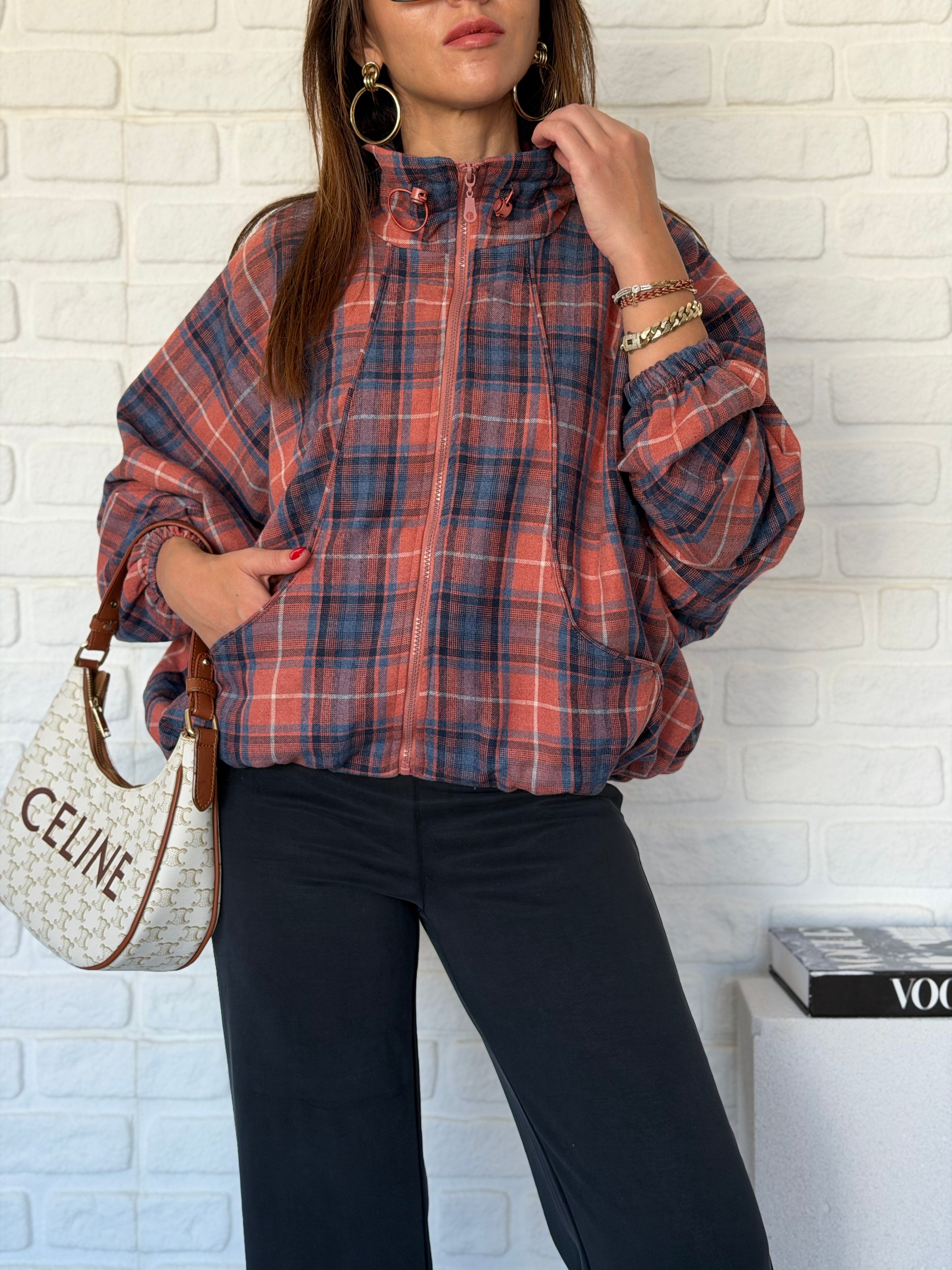 Dik Yakalı Reglan Ceket
