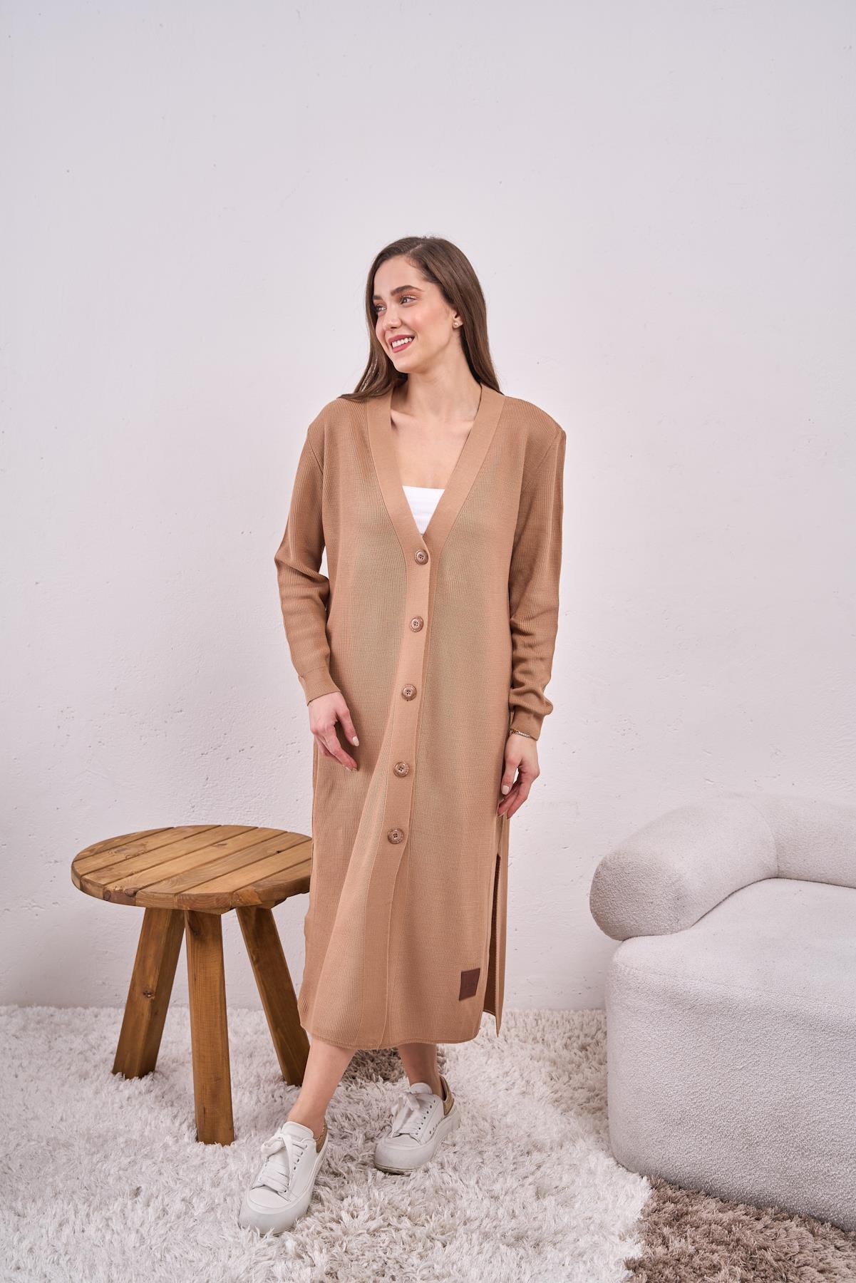 Düğmeli Triko Elbise Camel