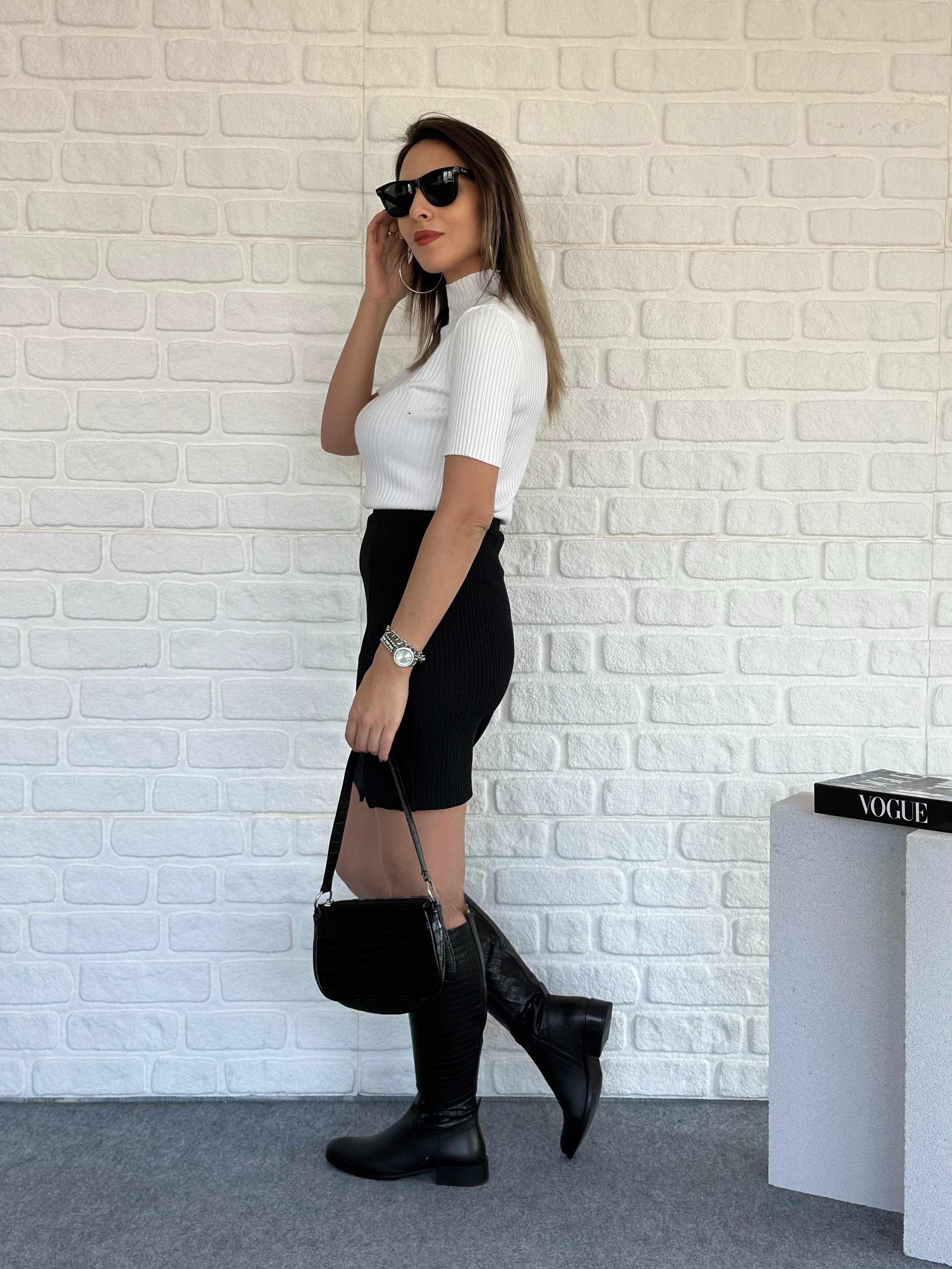 Fitilli Mini Yırtmaçlı Etek