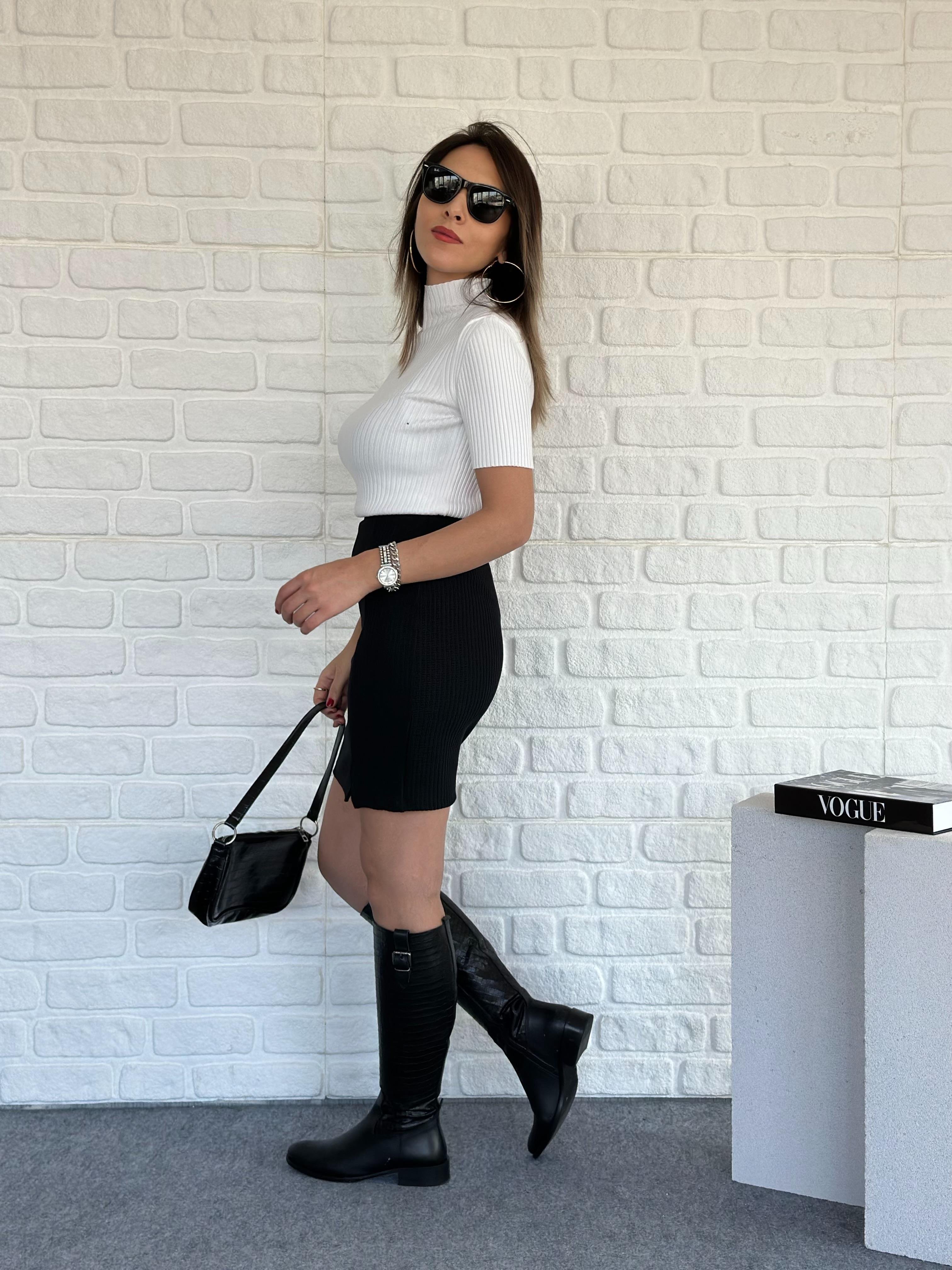 Fitilli Mini Yırtmaçlı Etek