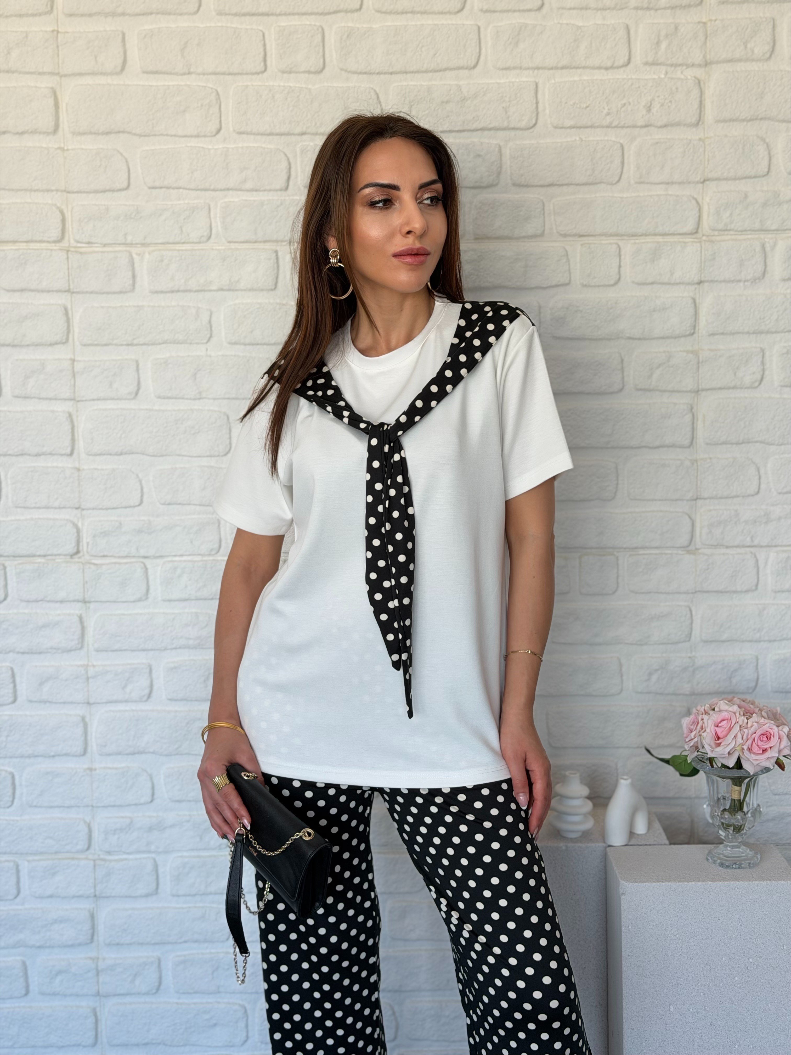 Fularlı Puantiye Takım
