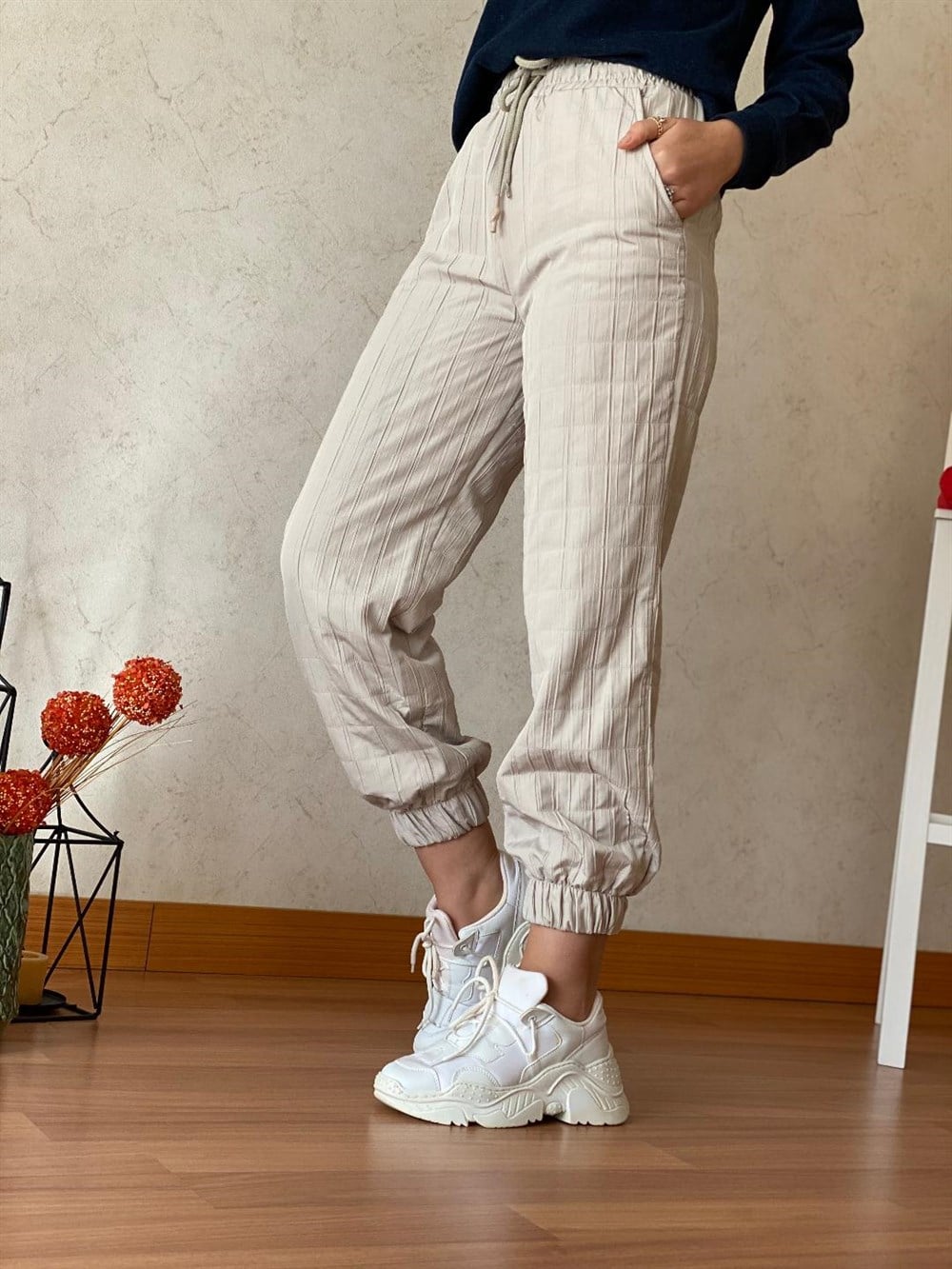 Gofreli Kapitone Pantolon Taş