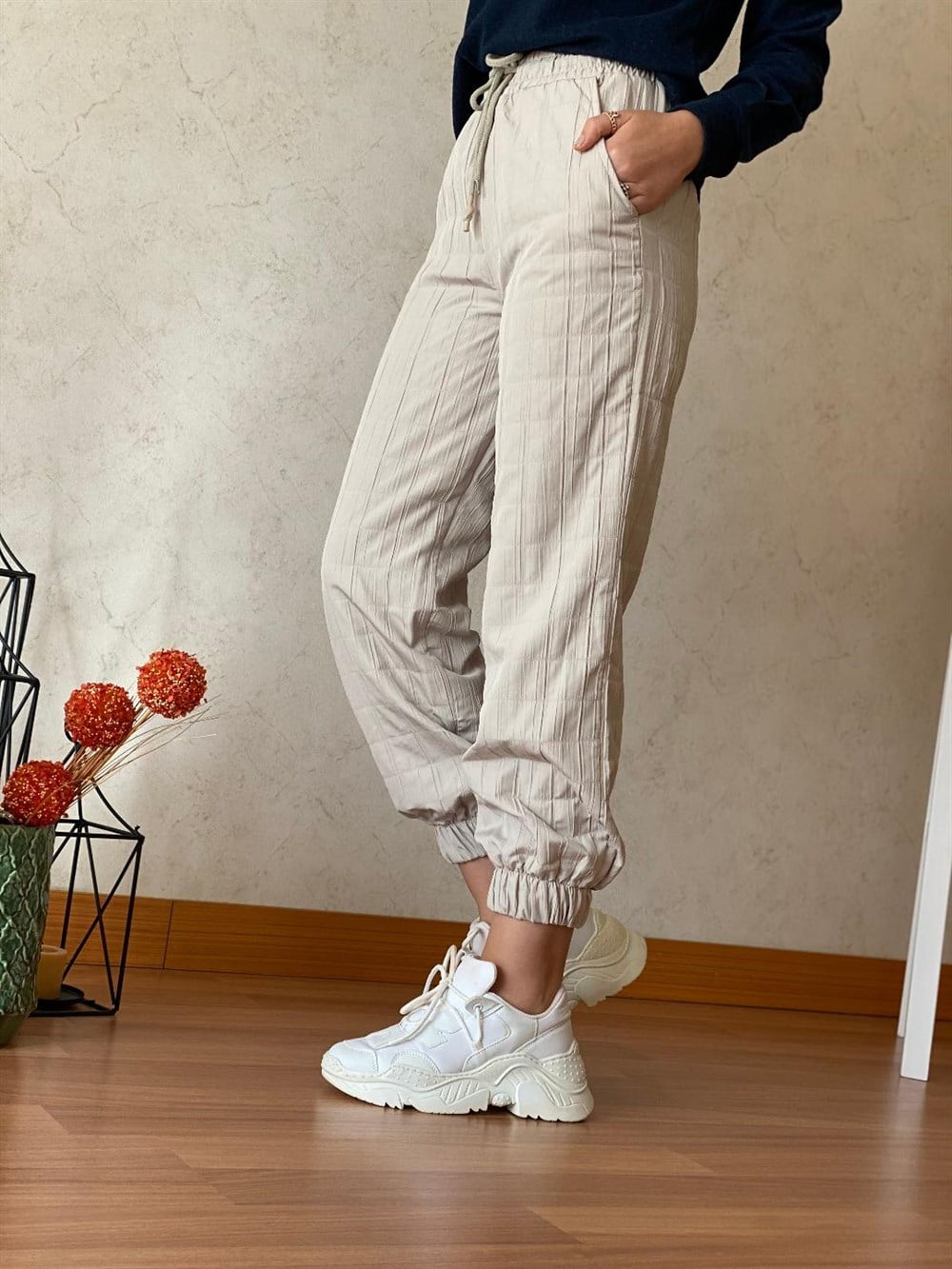 Gofreli Kapitone Pantolon Taş