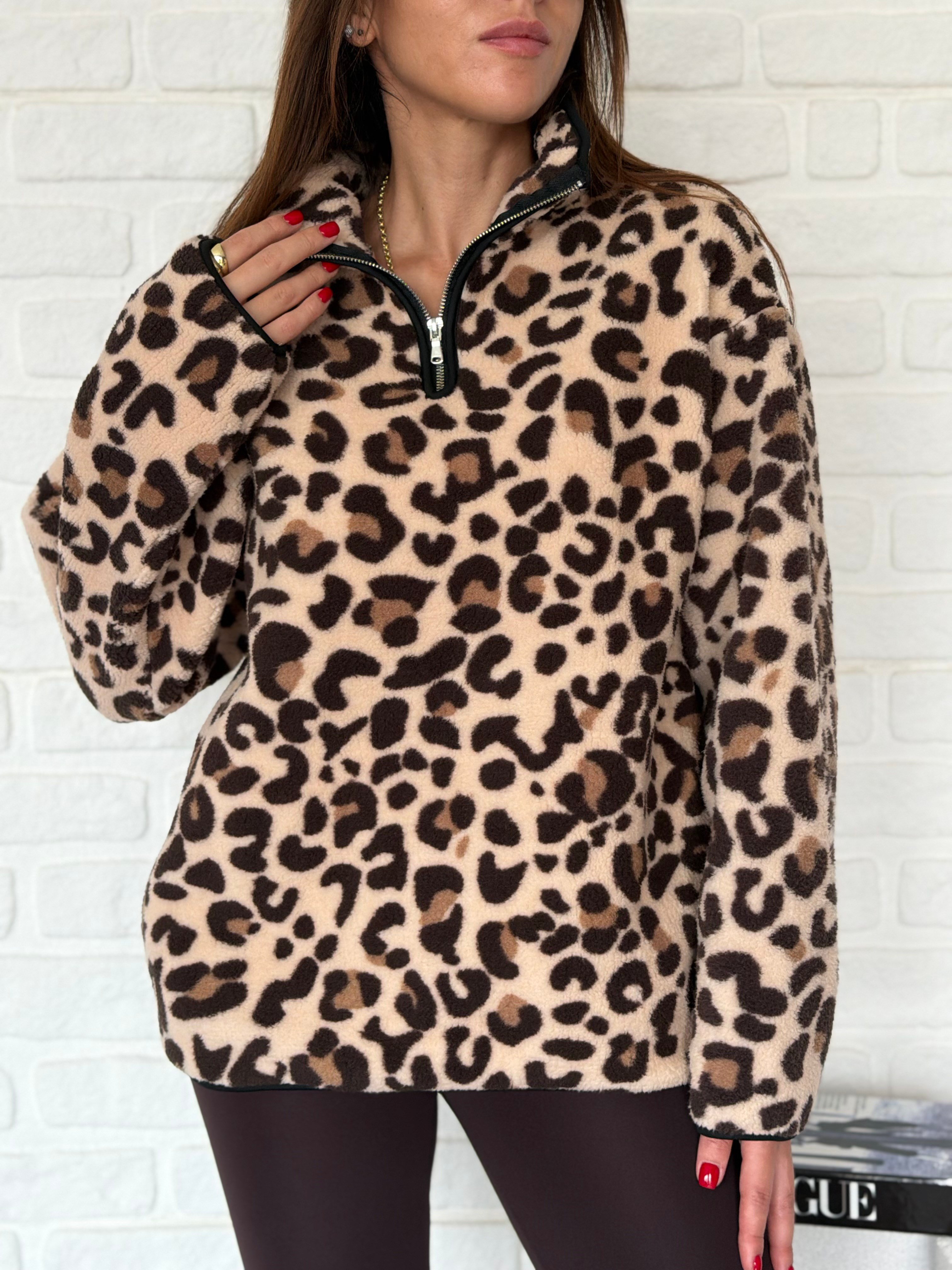 Ön Fermuarlı Leopar Peluş Sweatshirt