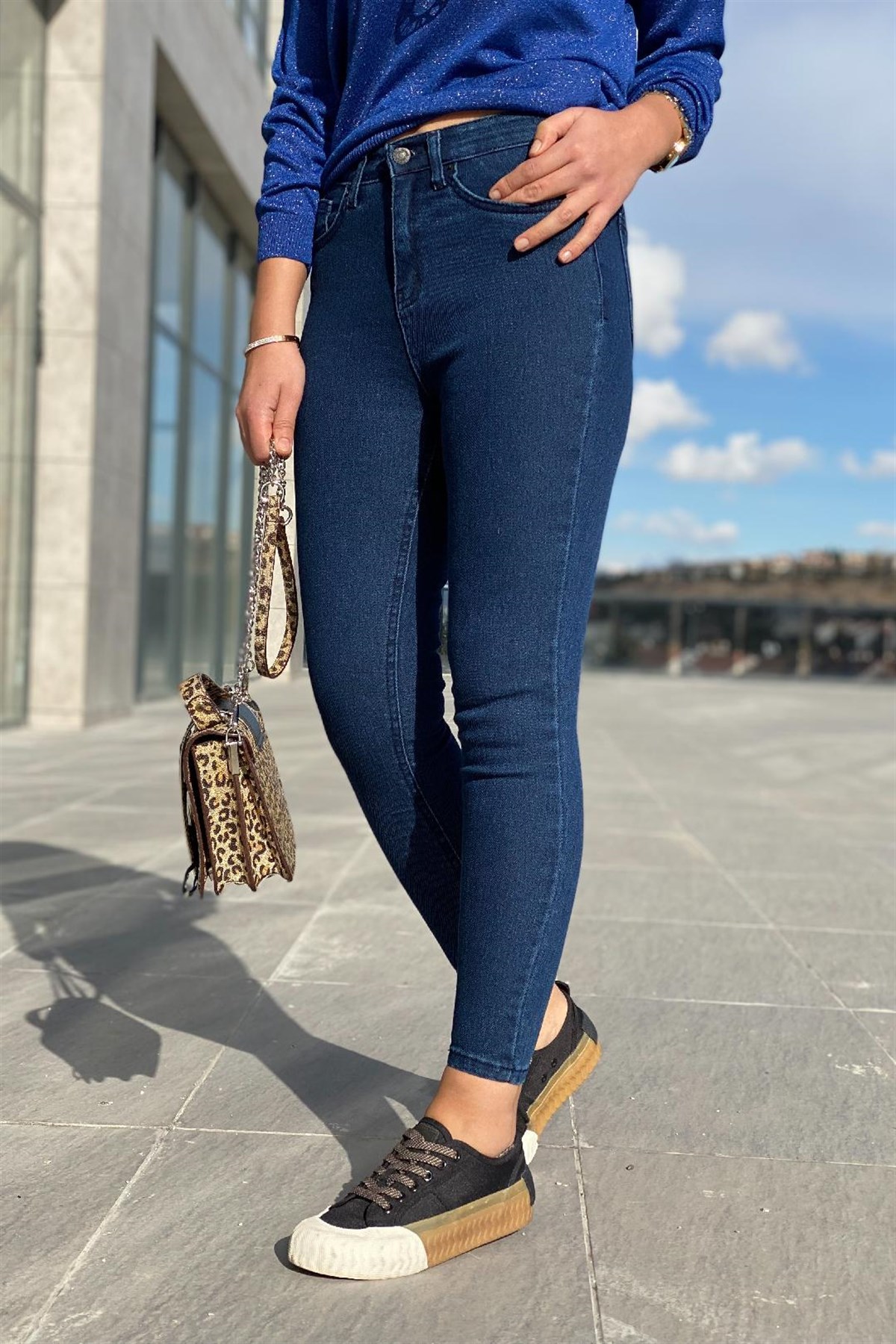 Skinny Jean Laci