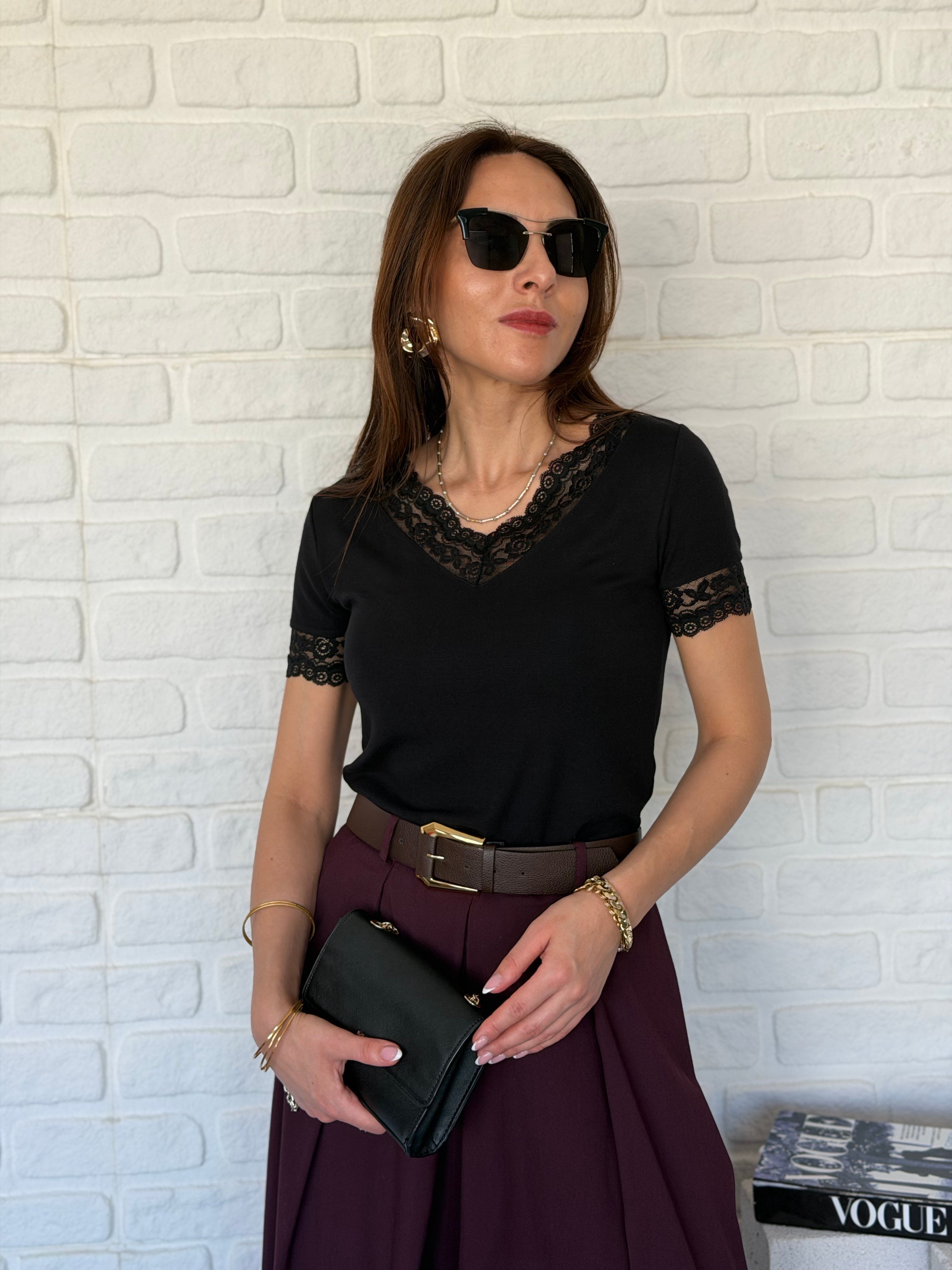 V Yaka Dantelli Bluz Siyah