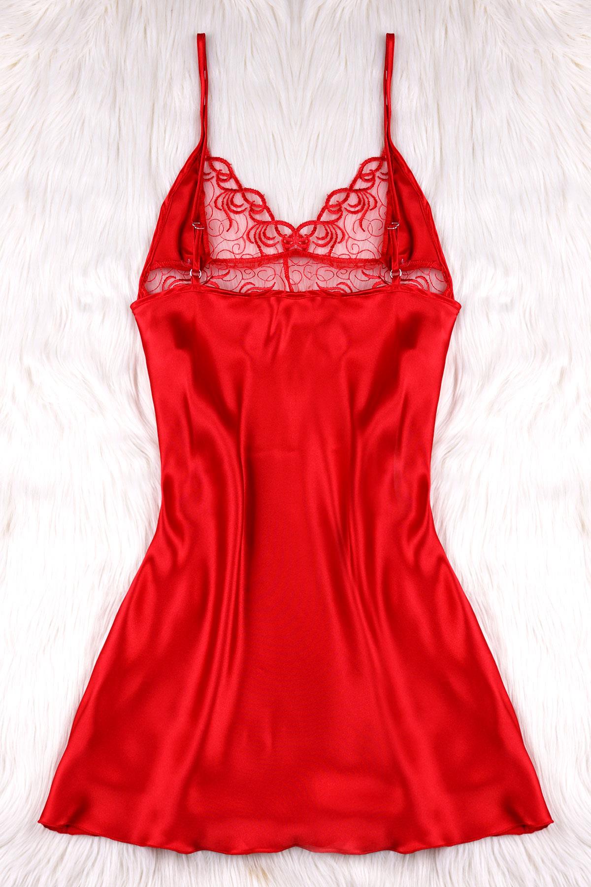 Gögüs Dekolteli Askılı Kırmızı Renk Saten Gecelik