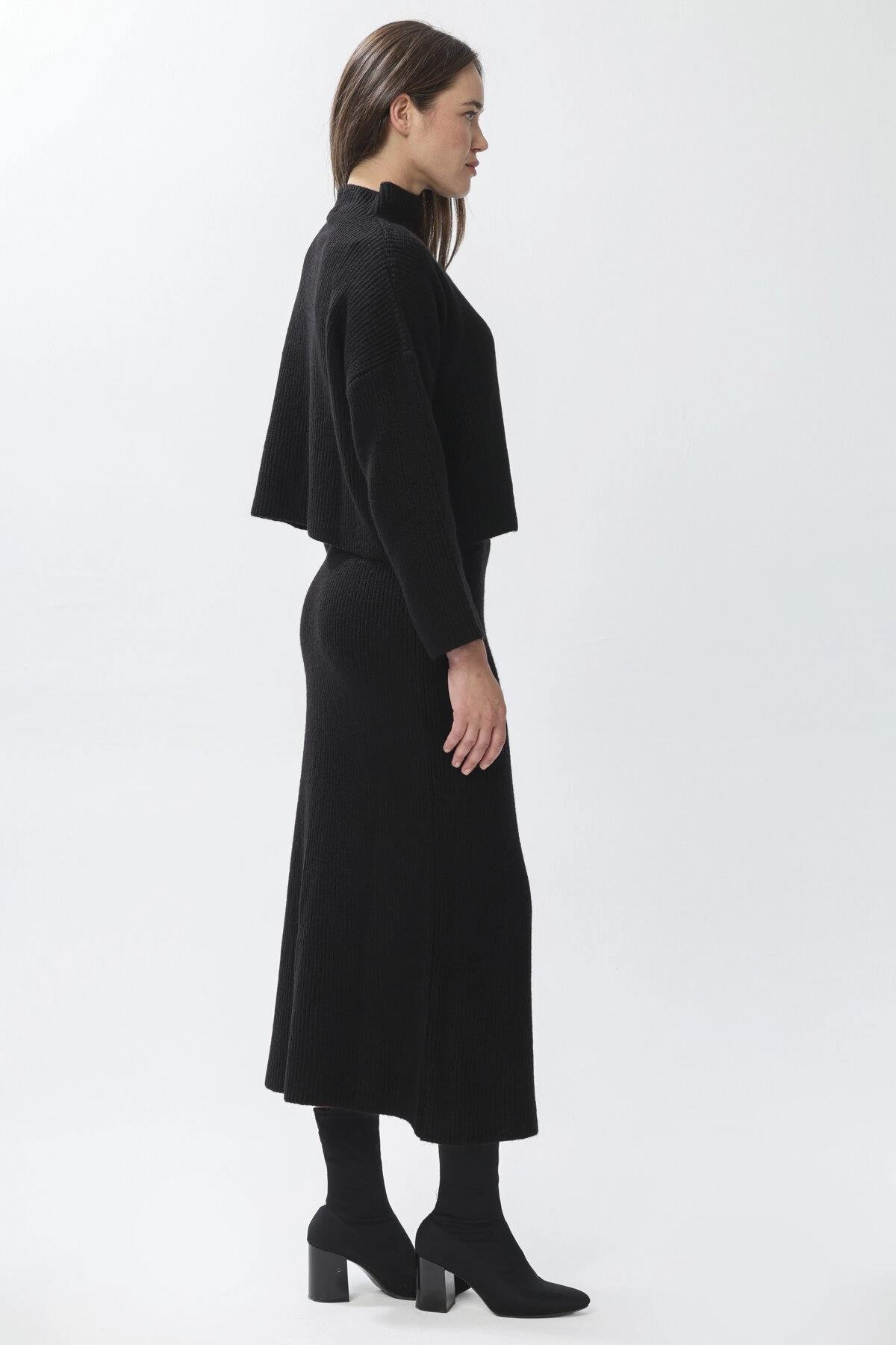 Etekli Triko Takım Siyah | Fashion Friends