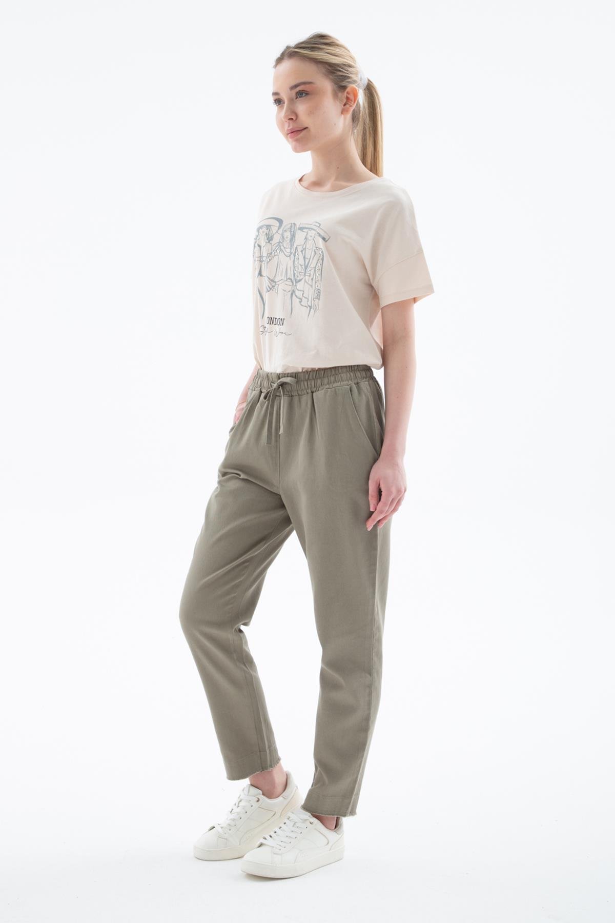 Rahat Paçası Püsküllü Pantolon Haki | Fashion Friends