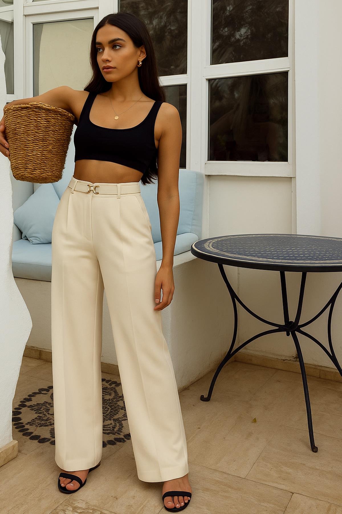 Toka Detaylı Geniş Paça Pantolon Ekru | Fashion Friends