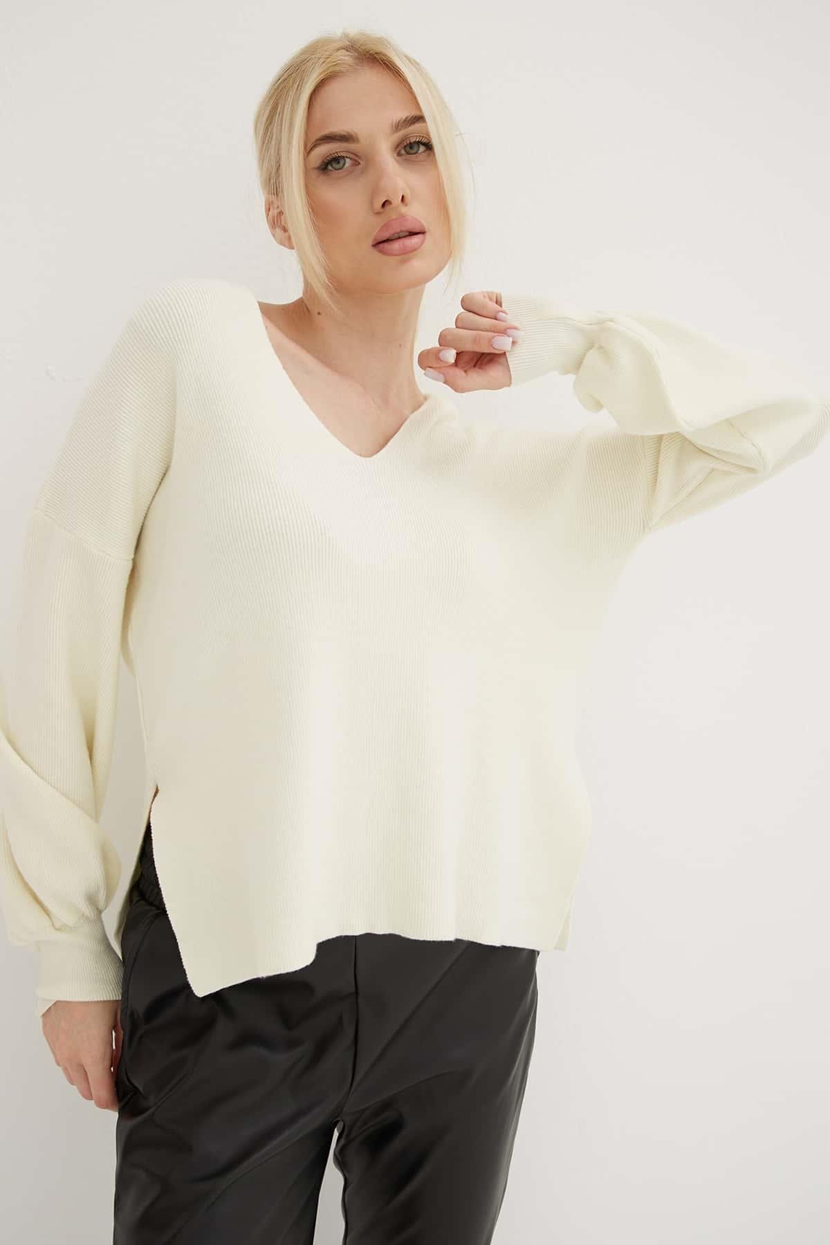 V Yaka Kazak Ekru | Fashion Friends