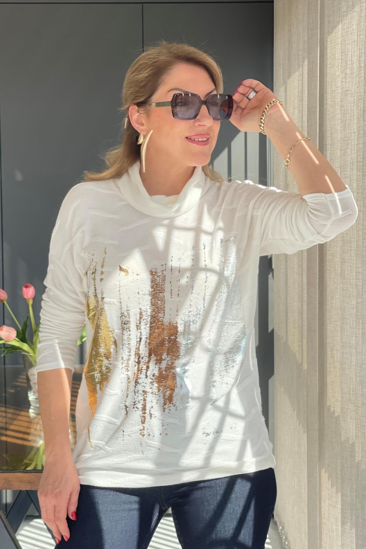 Batik Alev Desen Yaldızlı Bluz