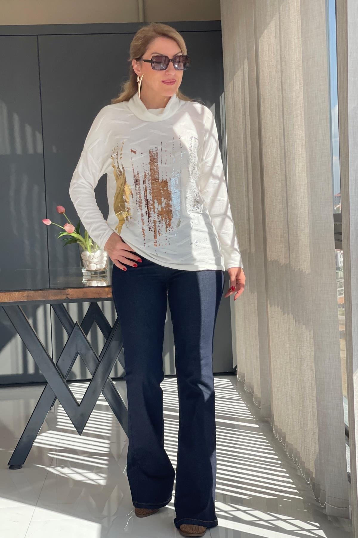 Batik Alev Desen Yaldızlı Bluz