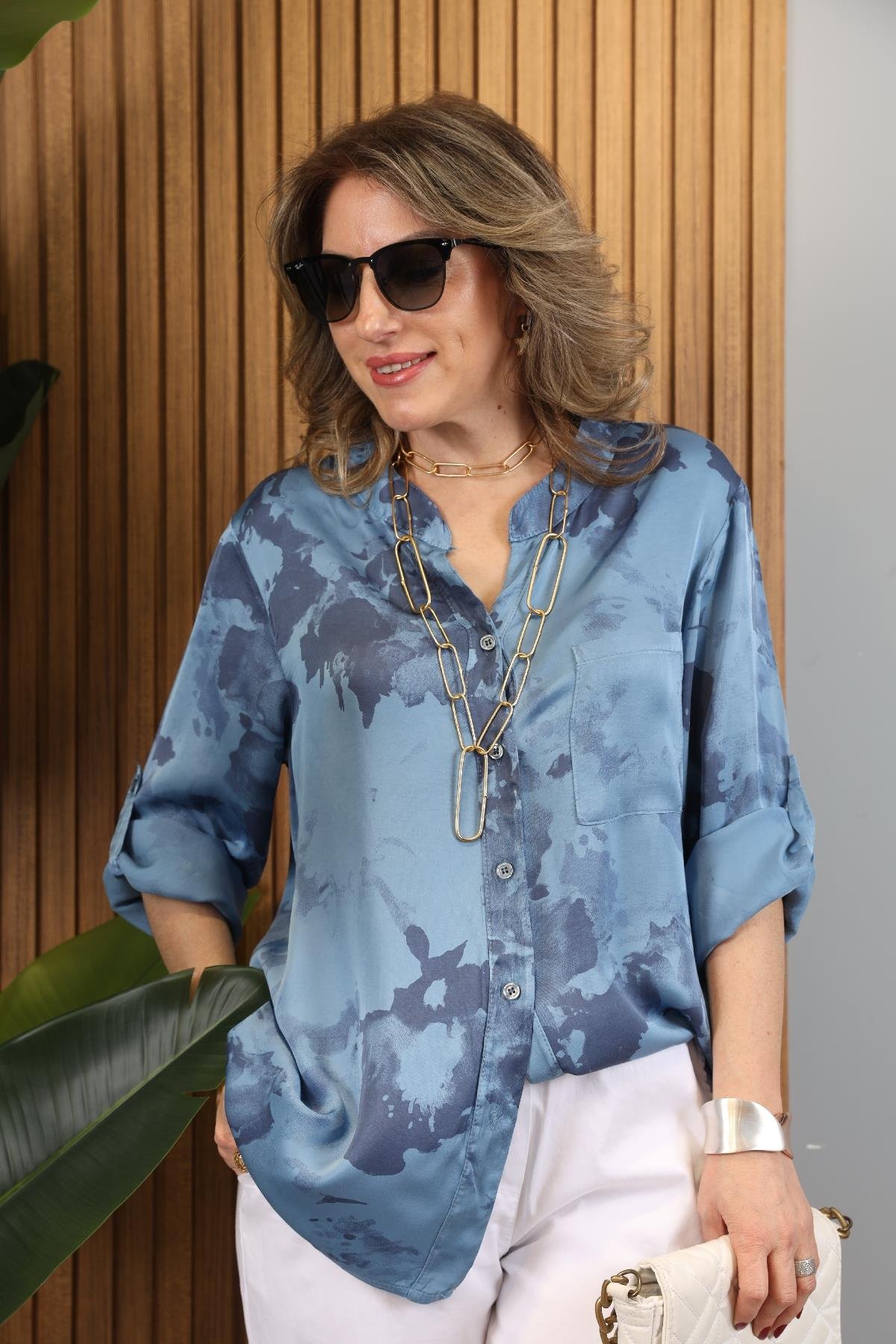 Batik Desen İthal Saten Mavi Gömlek