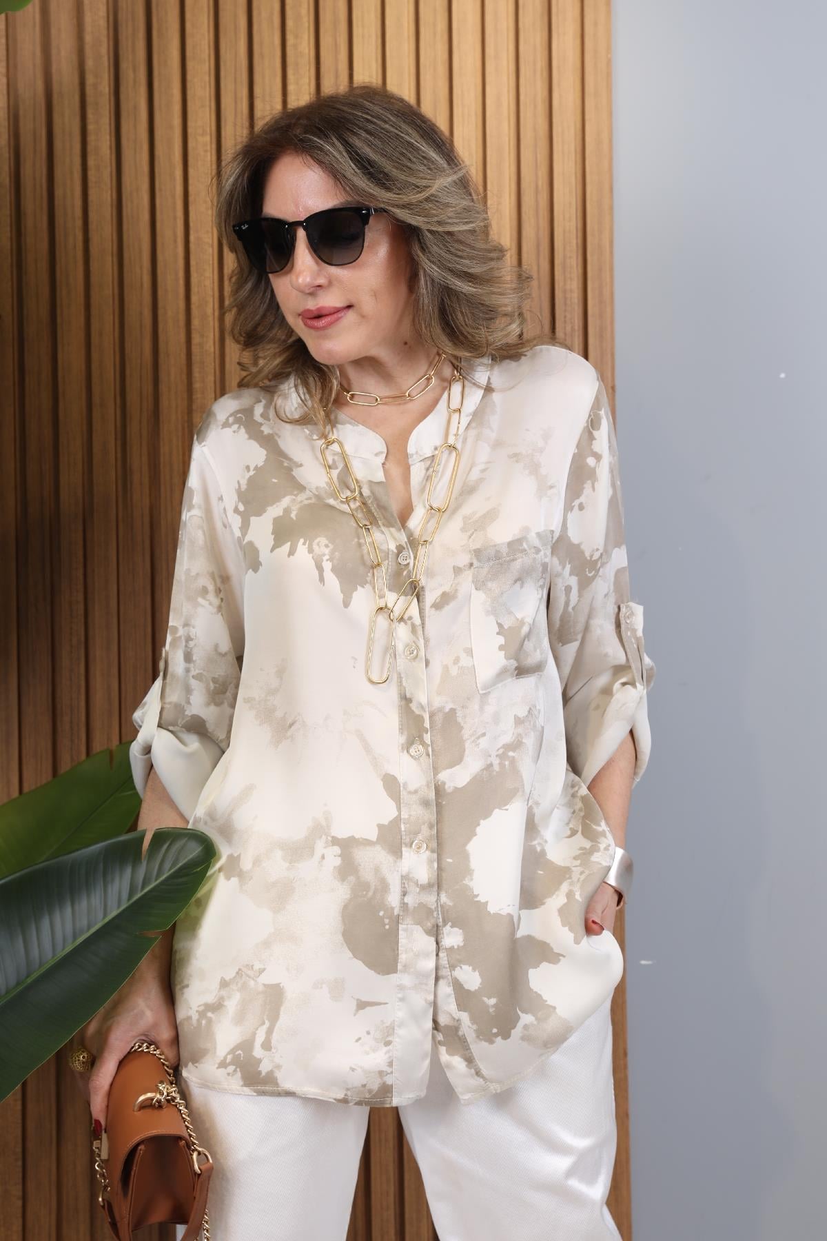 Batik Desen İthal Saten Taş Rengi Gömlek