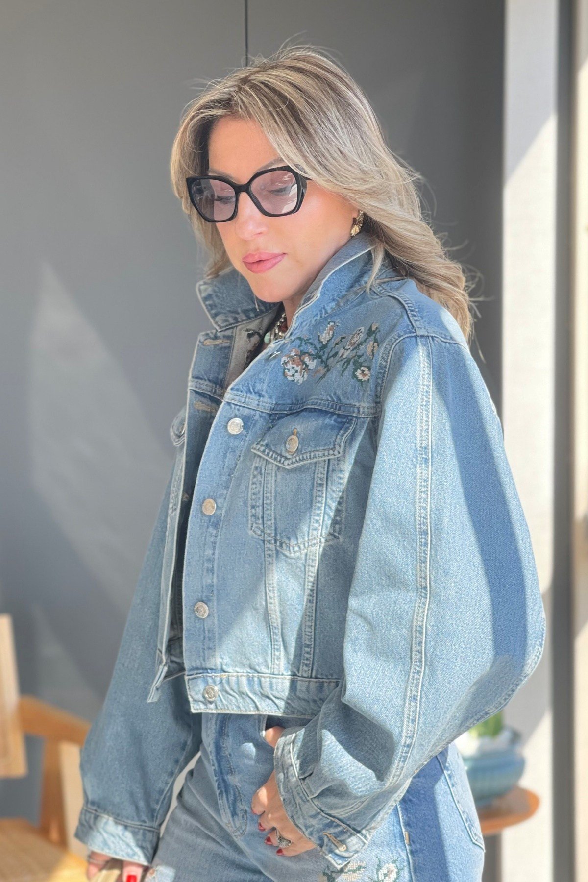 Bej Nakış Jean Ceket