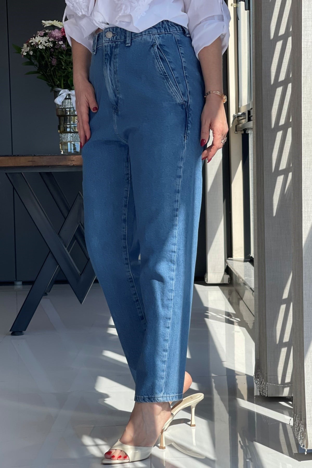 Bel Lastik Detay Mavi Jean