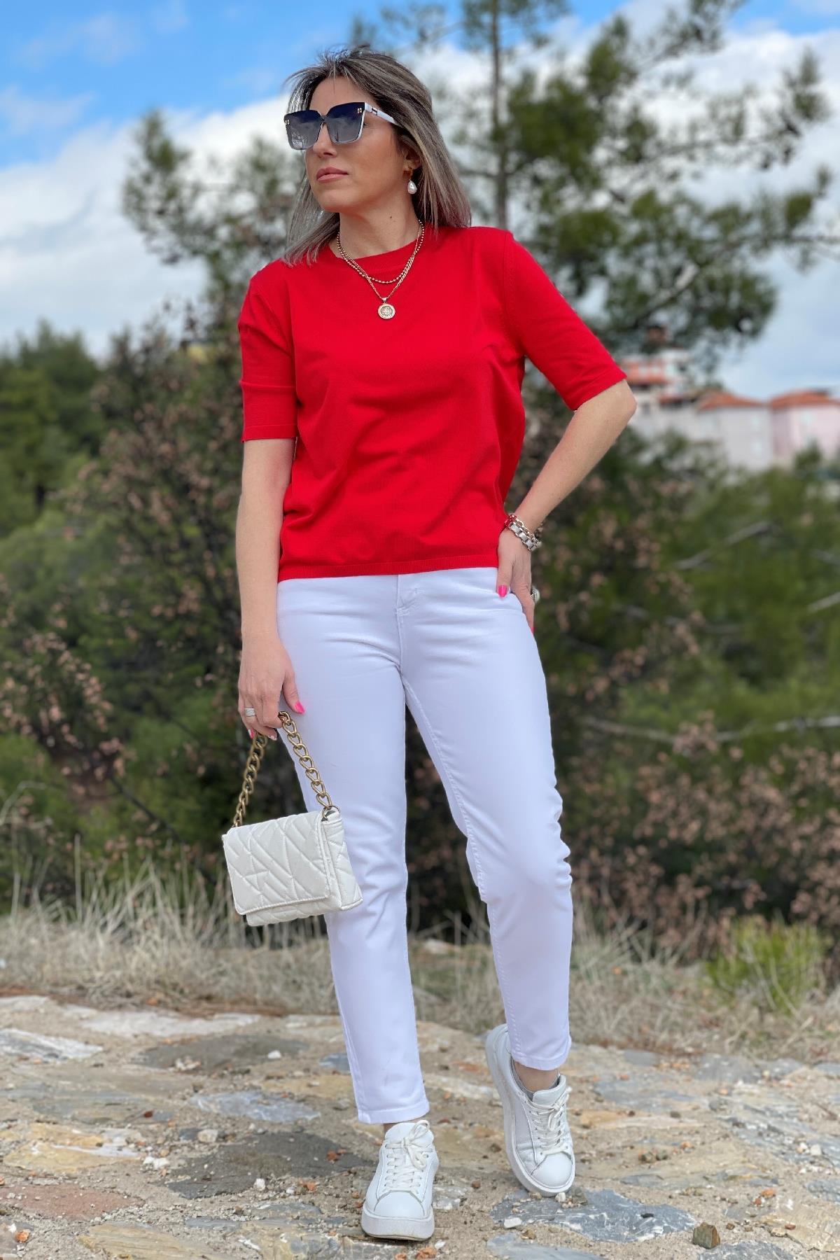 Beyaz Mom Jean