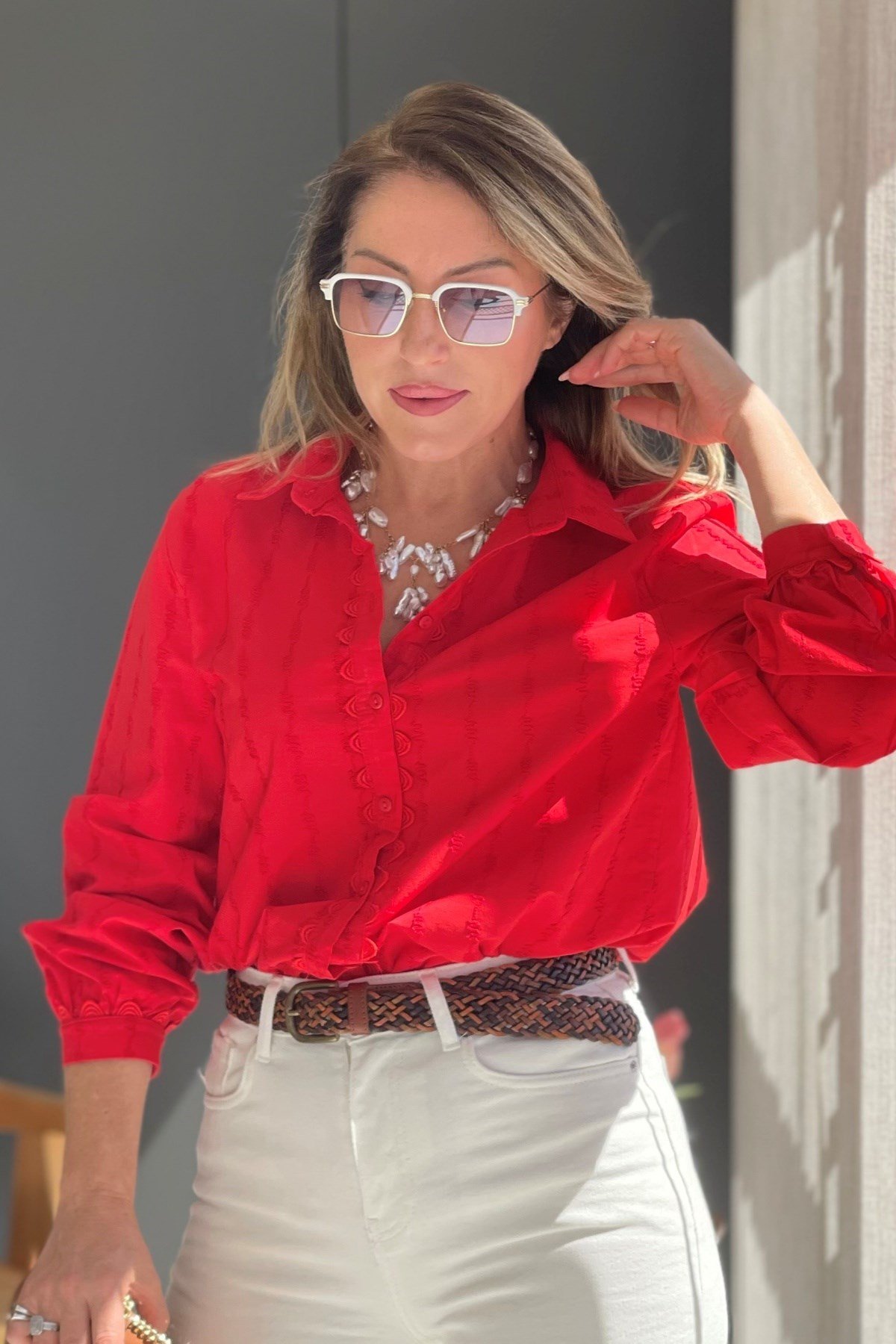 Çizgi Nakış Kırmızı Gömlek