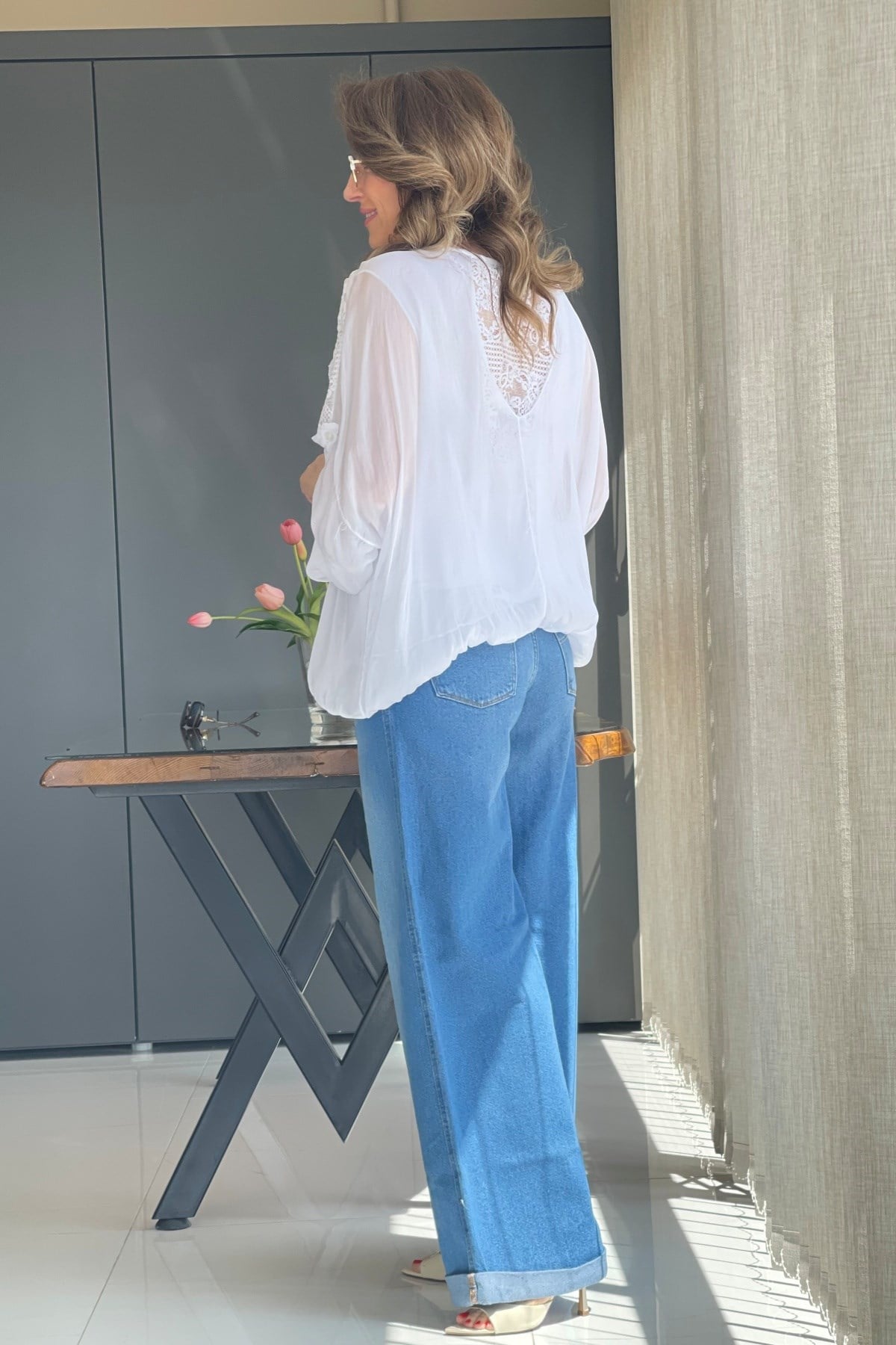 Dantelli Pul Detay İthal İpek Beyaz Bluz