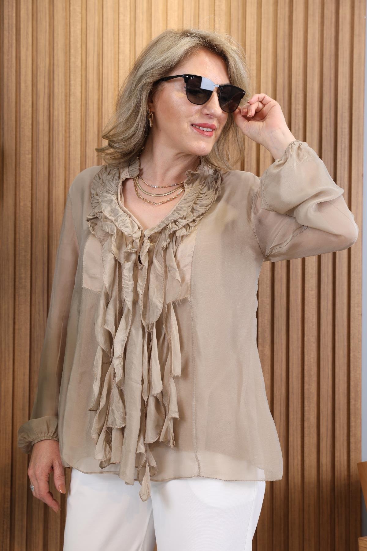 Fırfır Yaka Camel İthal Bluz