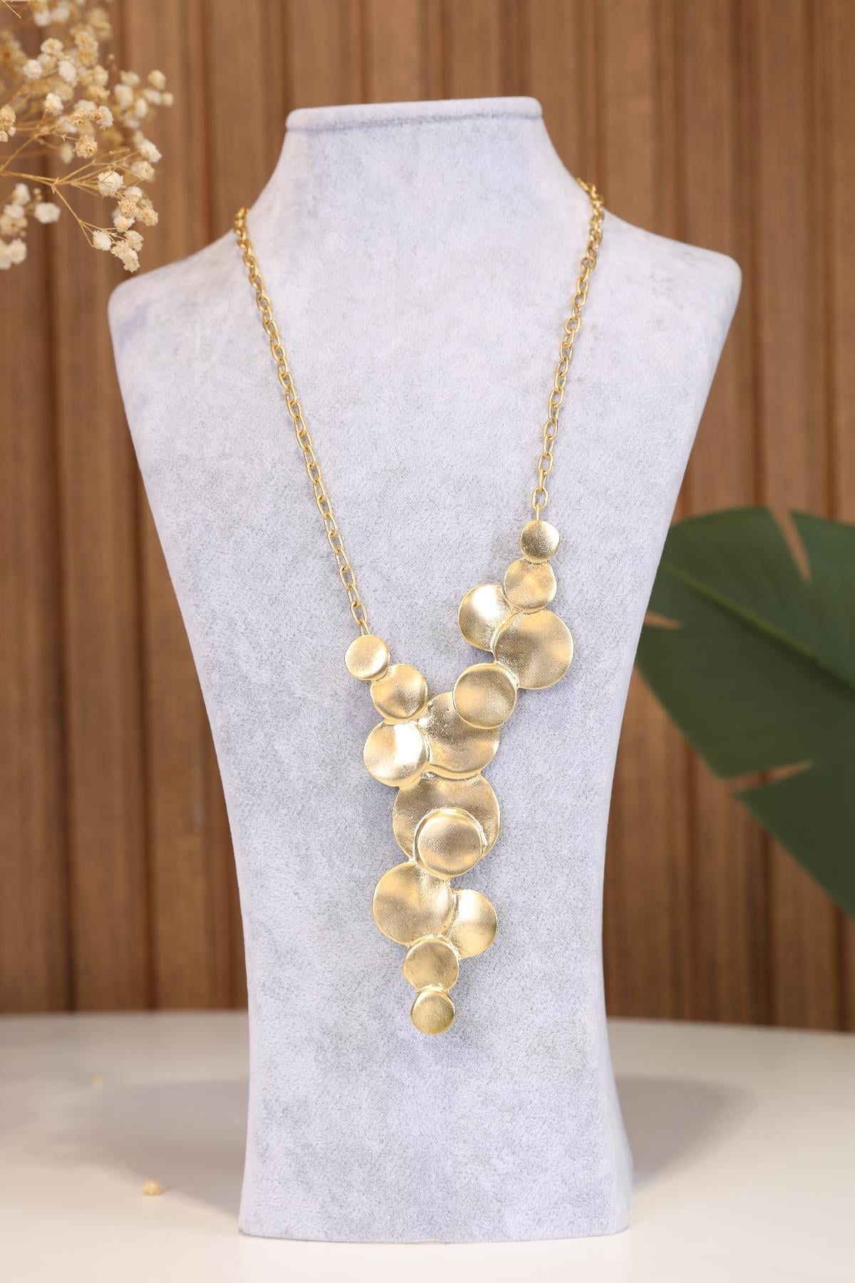 Geo Model Gold Kolye