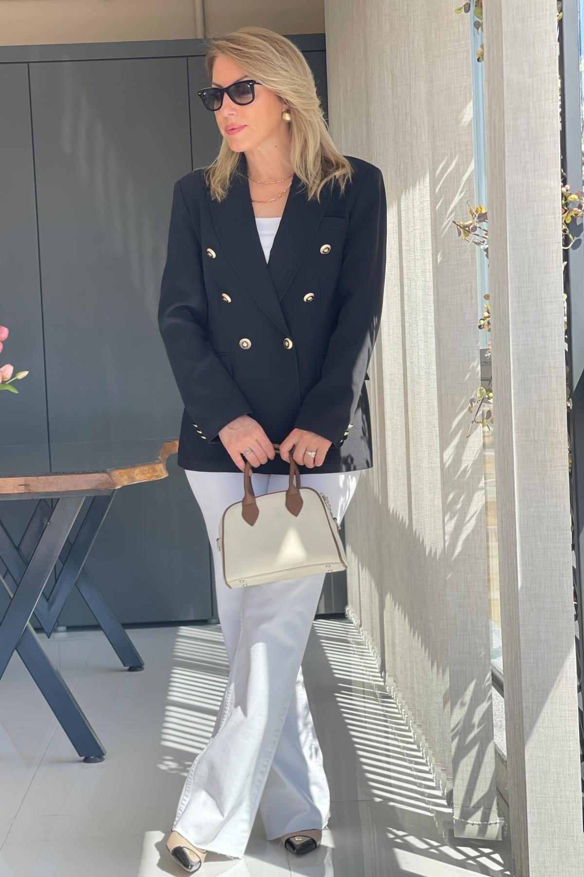 Gold Düğme Siyah Blazer