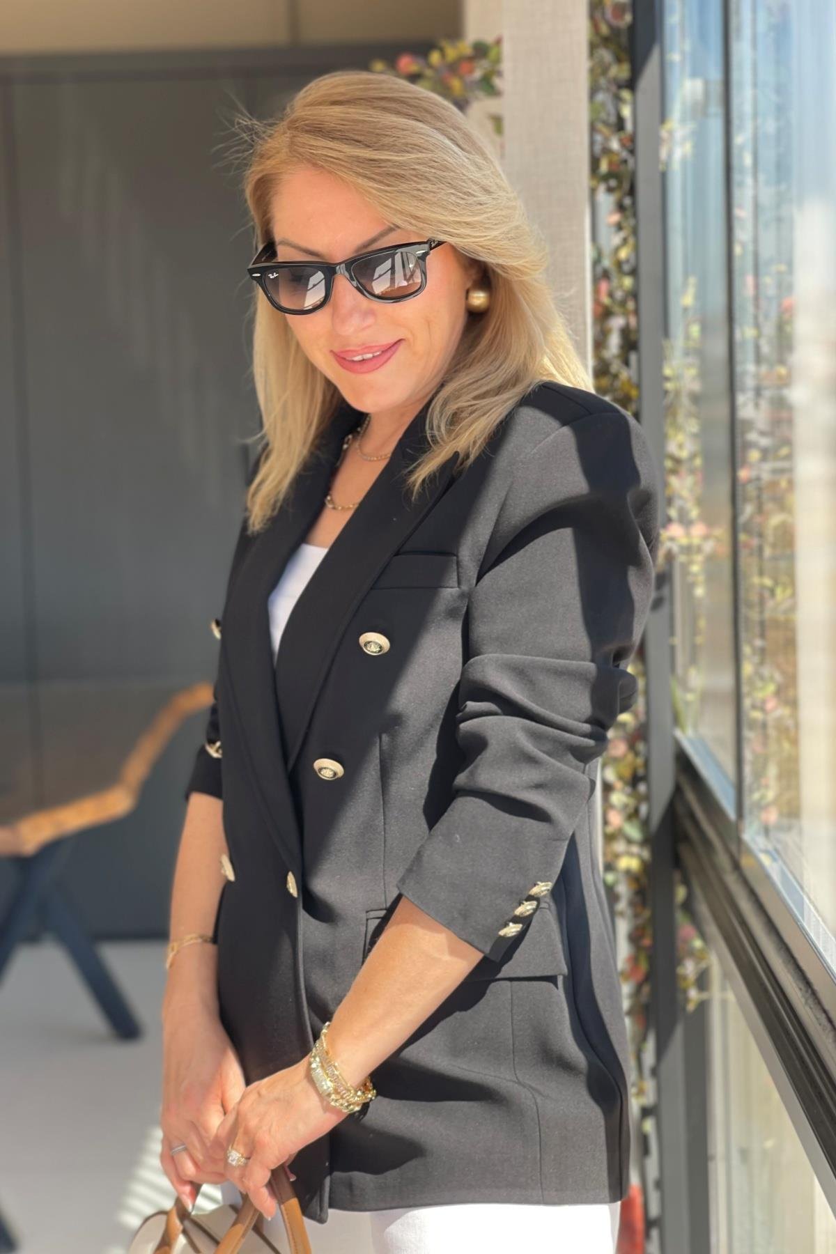Gold Düğme Siyah Blazer
