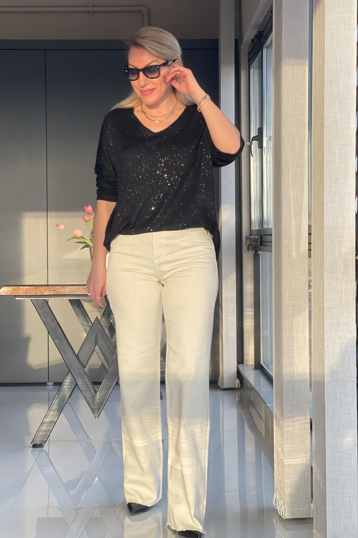 Işıltı Detay Siyah Bluz
