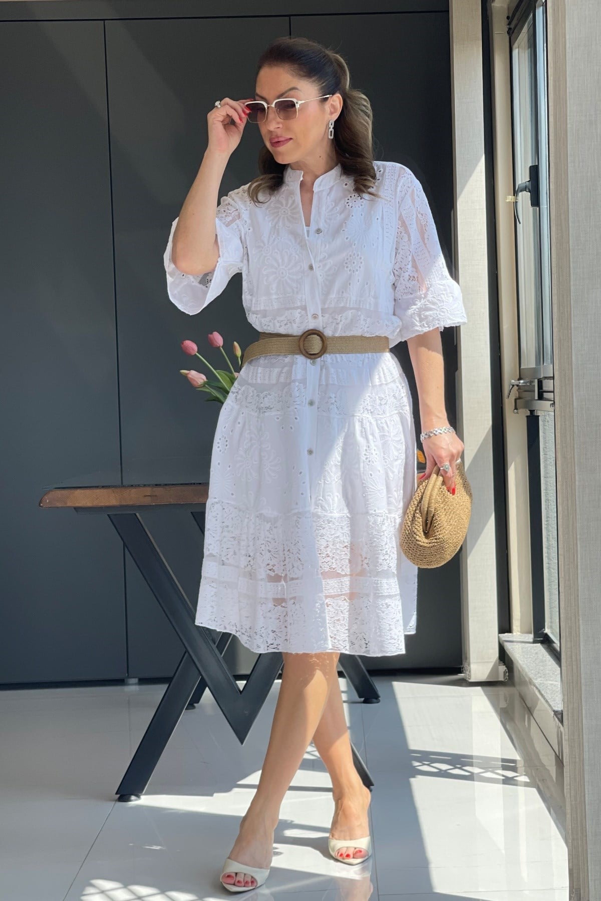 İthal Dantelli Beyaz Elbise